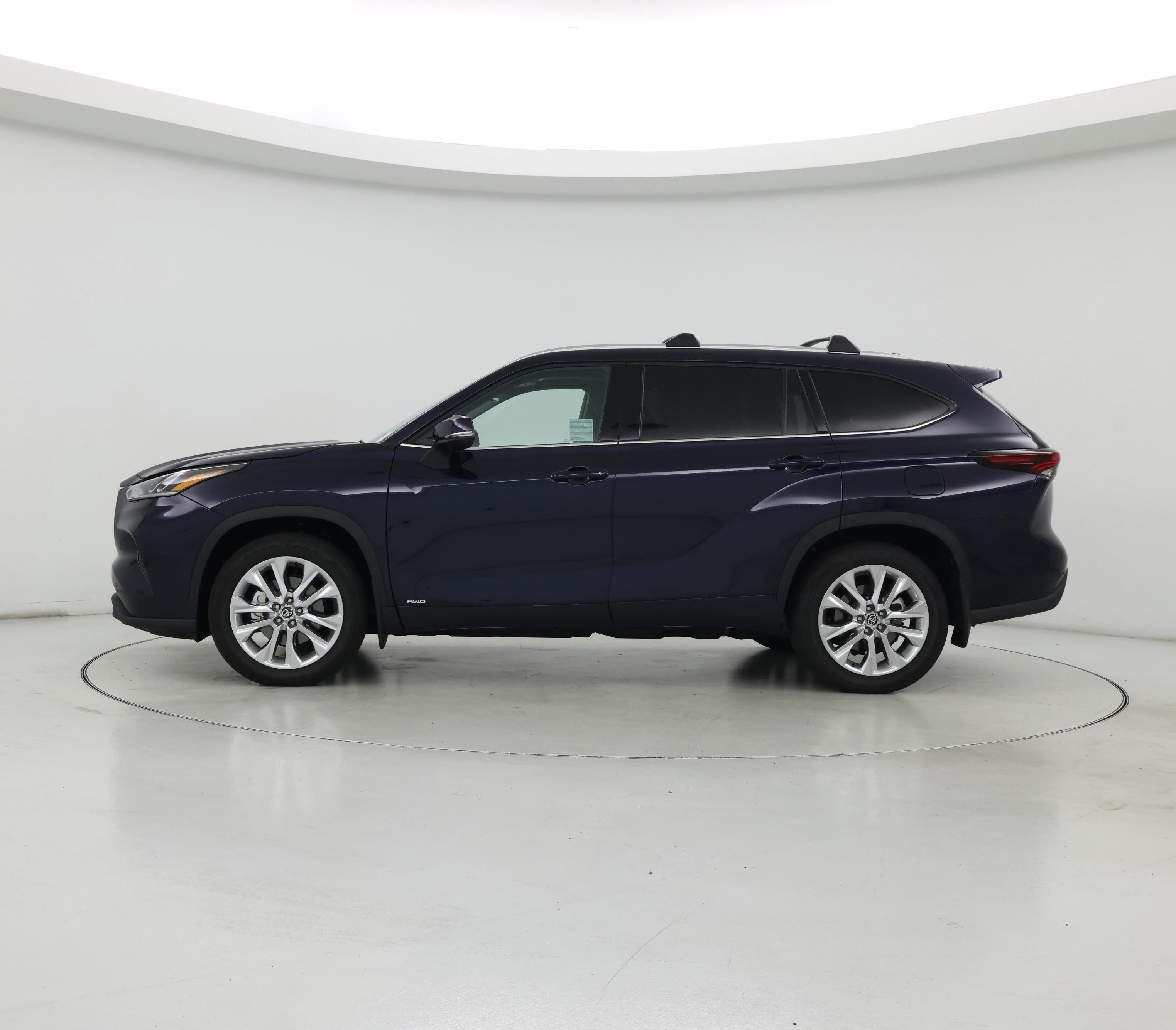 Thumbnail: 2026 Toyota Highlander - 3