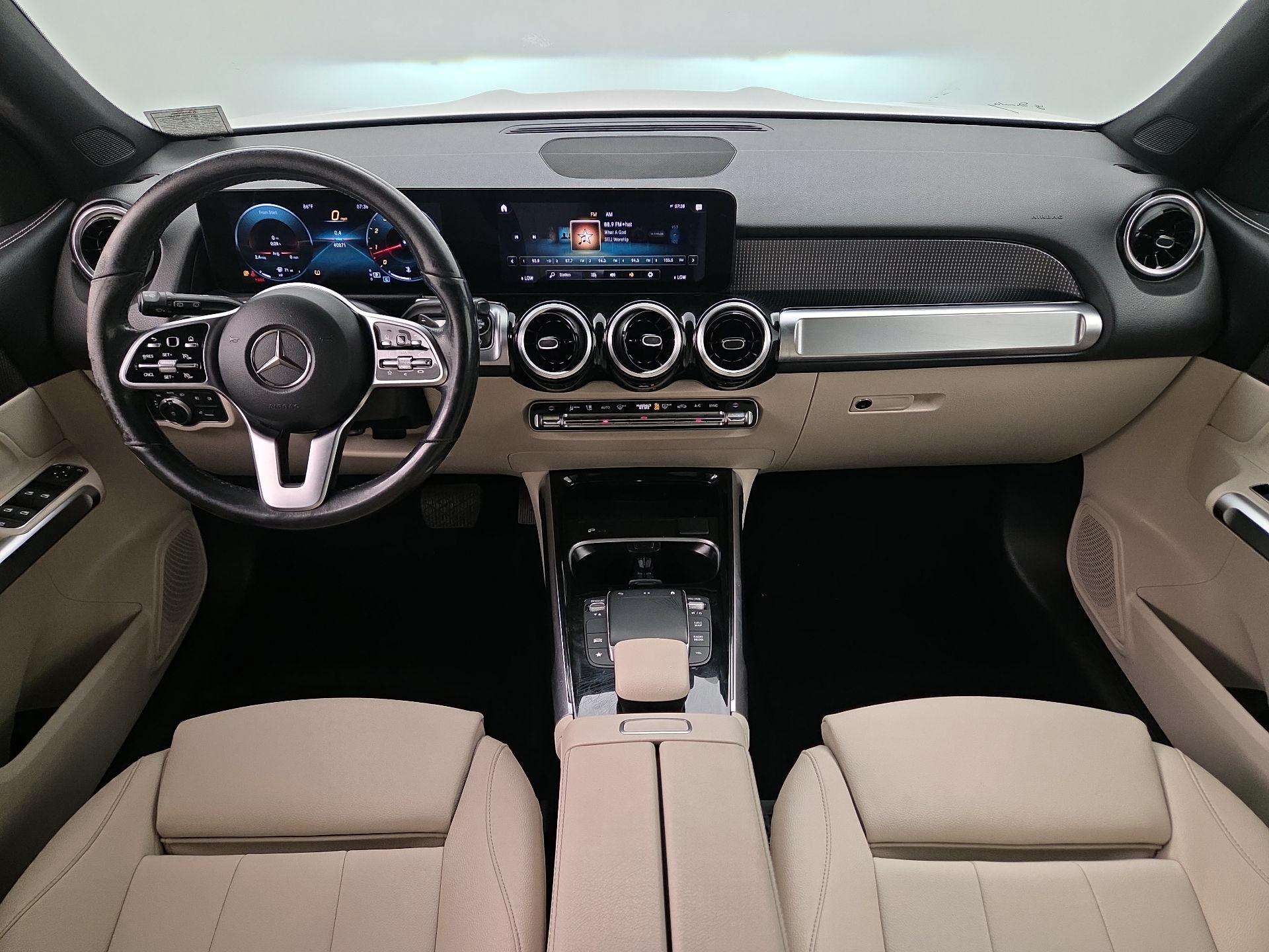 Thumbnail: 2022 Mercedes-Benz GLB - 9