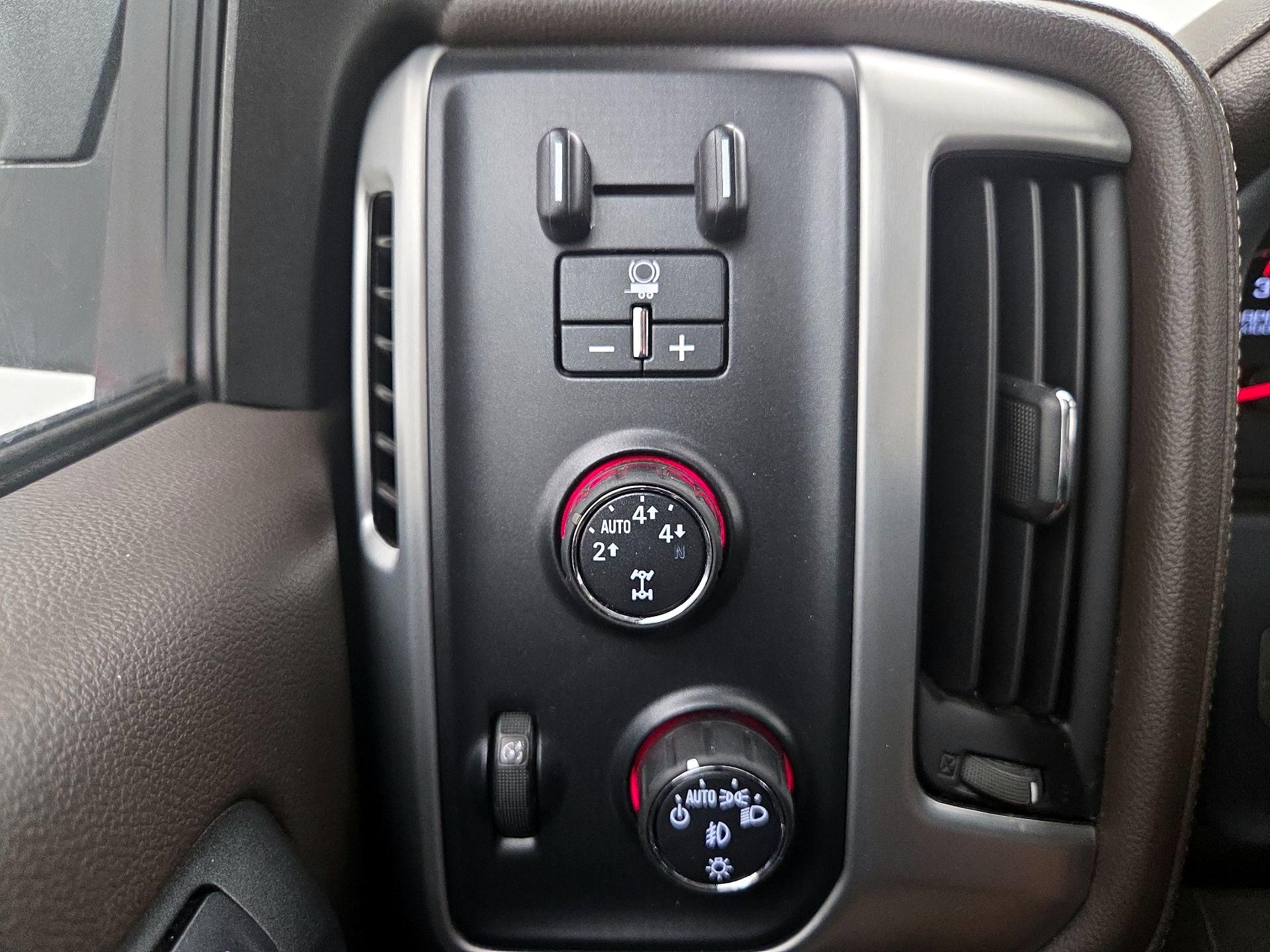 Thumbnail: 2016 GMC Sierra 1500 - 13
