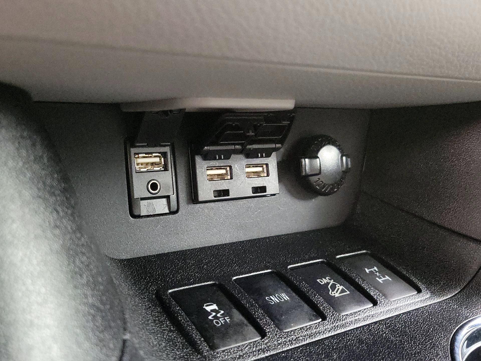 Thumbnail: 2019 Toyota Highlander - 18