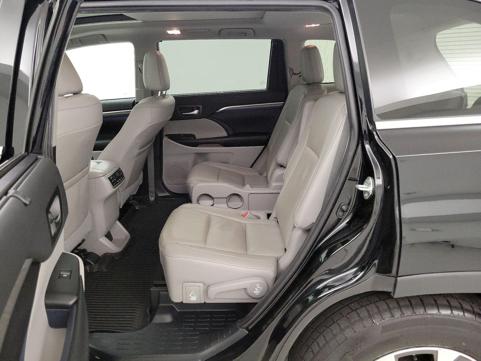 2019 Toyota Highlander Limited Platinum - Photo 21