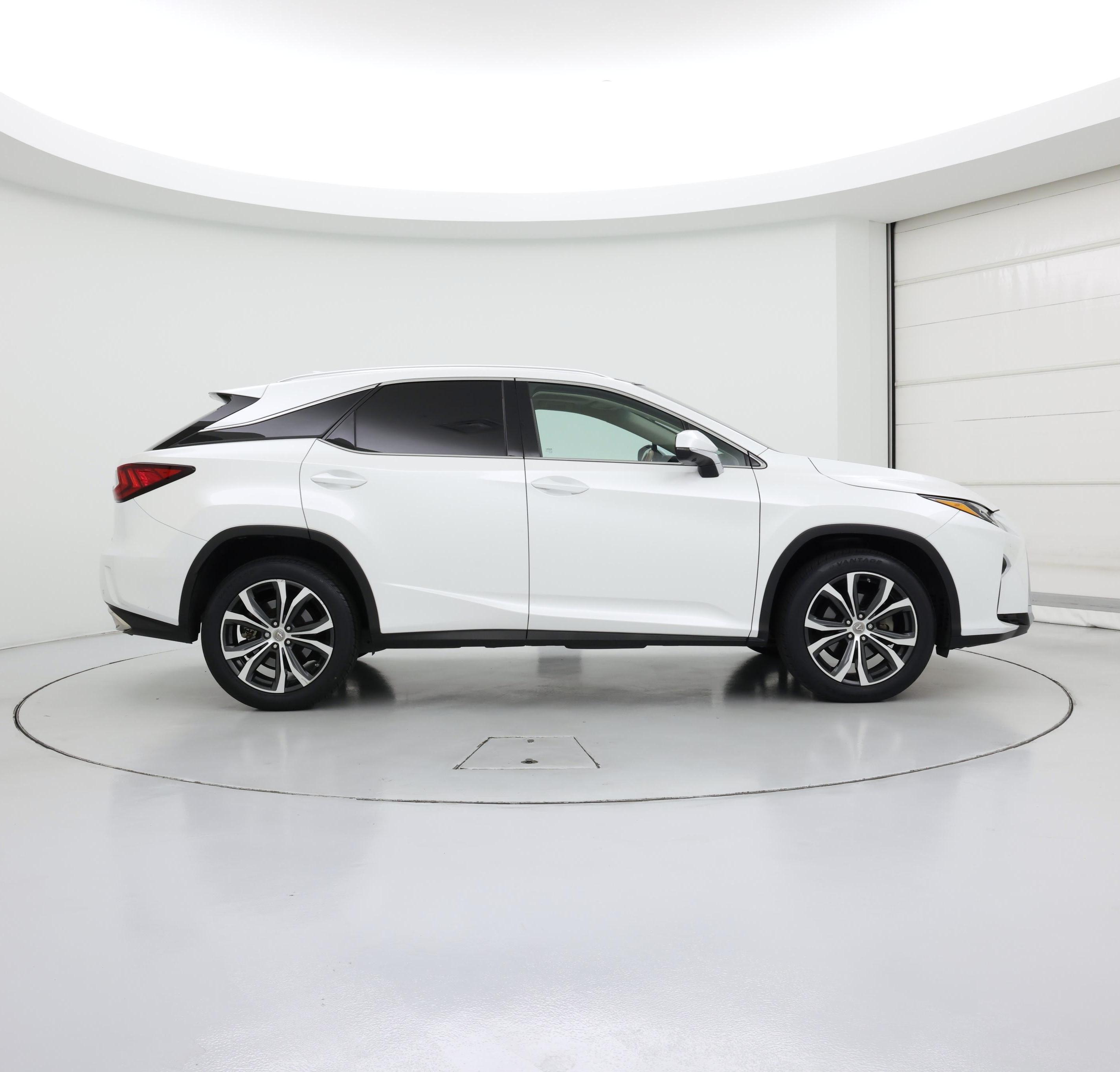 Thumbnail: 2017 Lexus RX - 7
