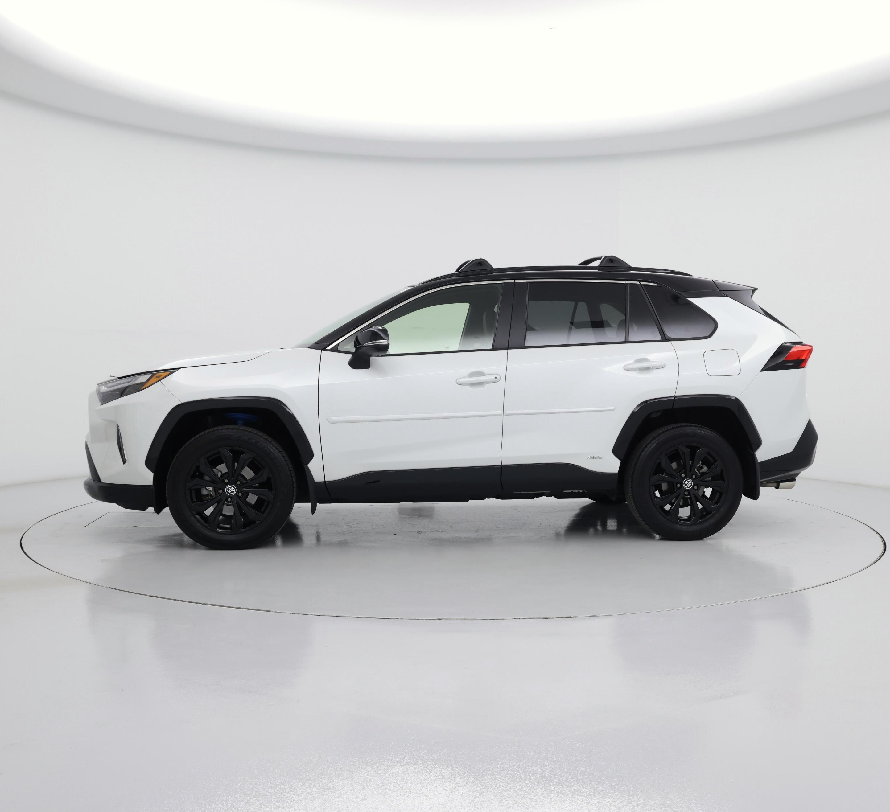 Thumbnail: 2023 Toyota RAV4 - 3