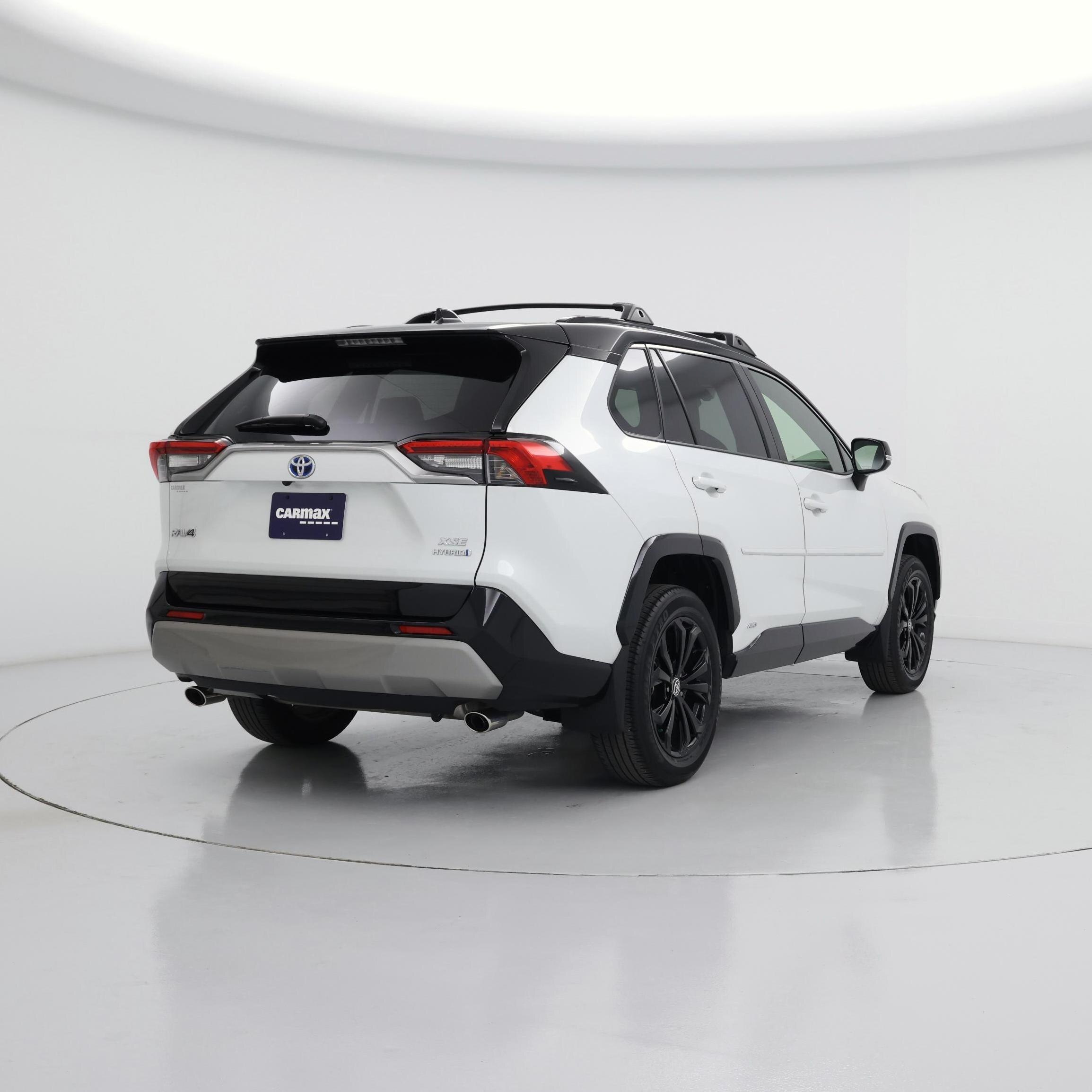Thumbnail: 2023 Toyota RAV4 - 8