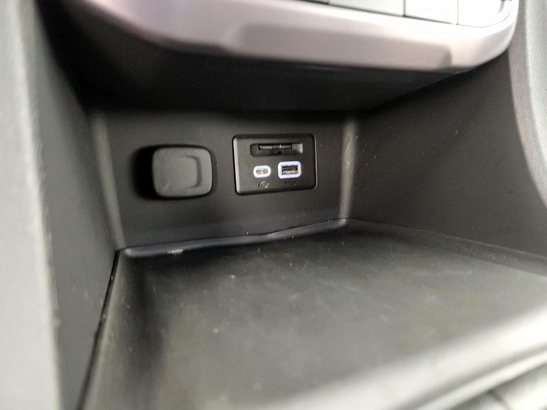 Thumbnail: 2020 GMC Acadia - 18