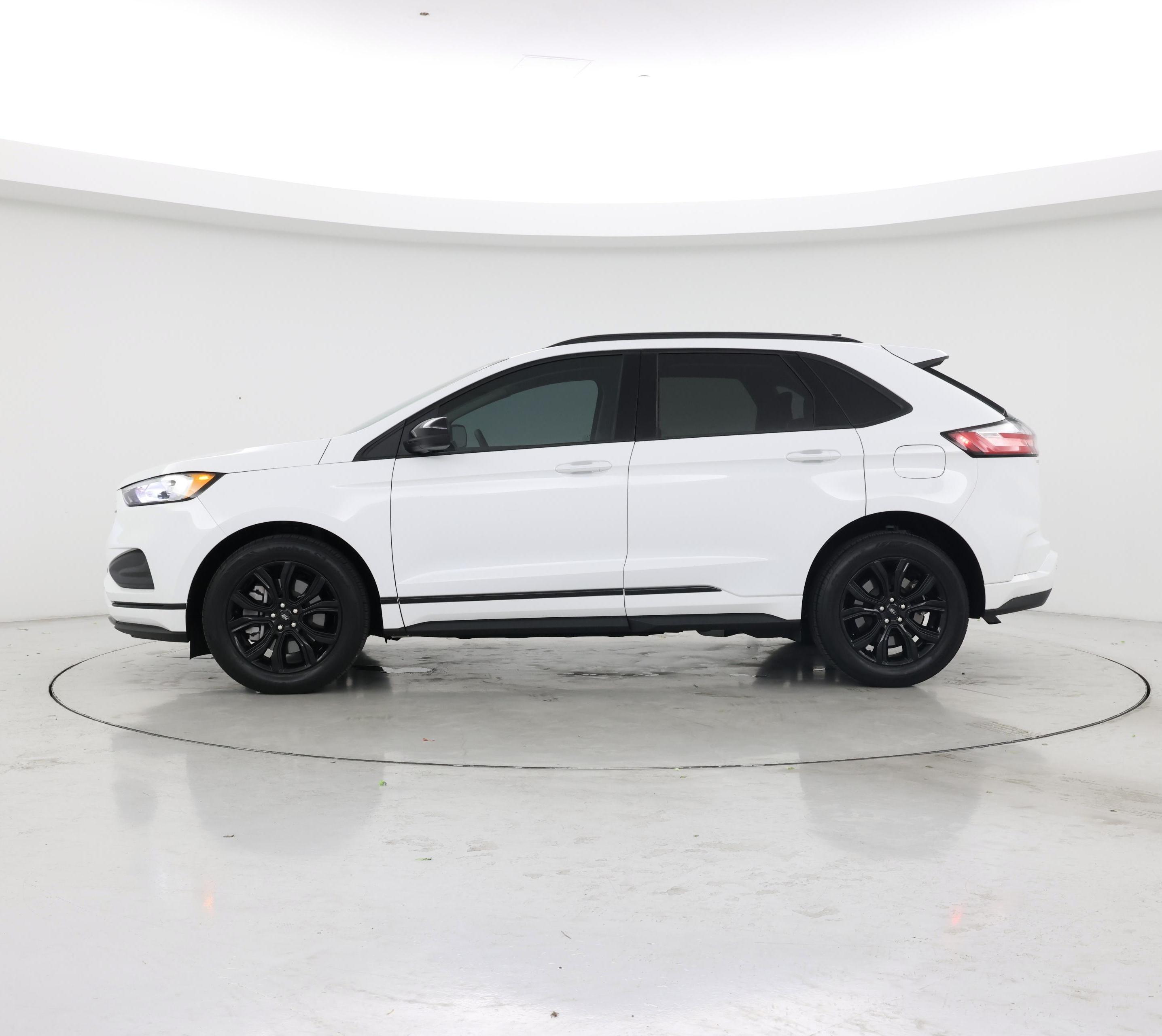 Thumbnail: 2023 Ford Edge - 3