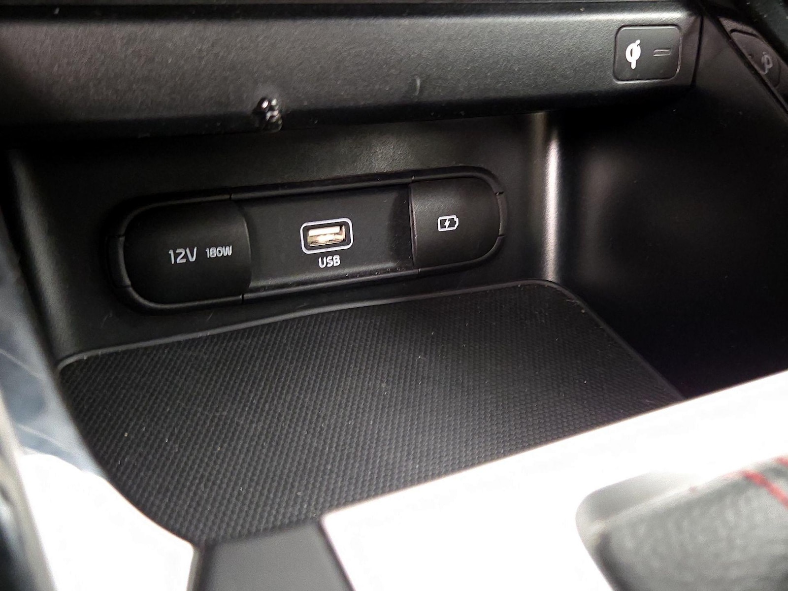 2023 Kia Forte GT - Photo 19