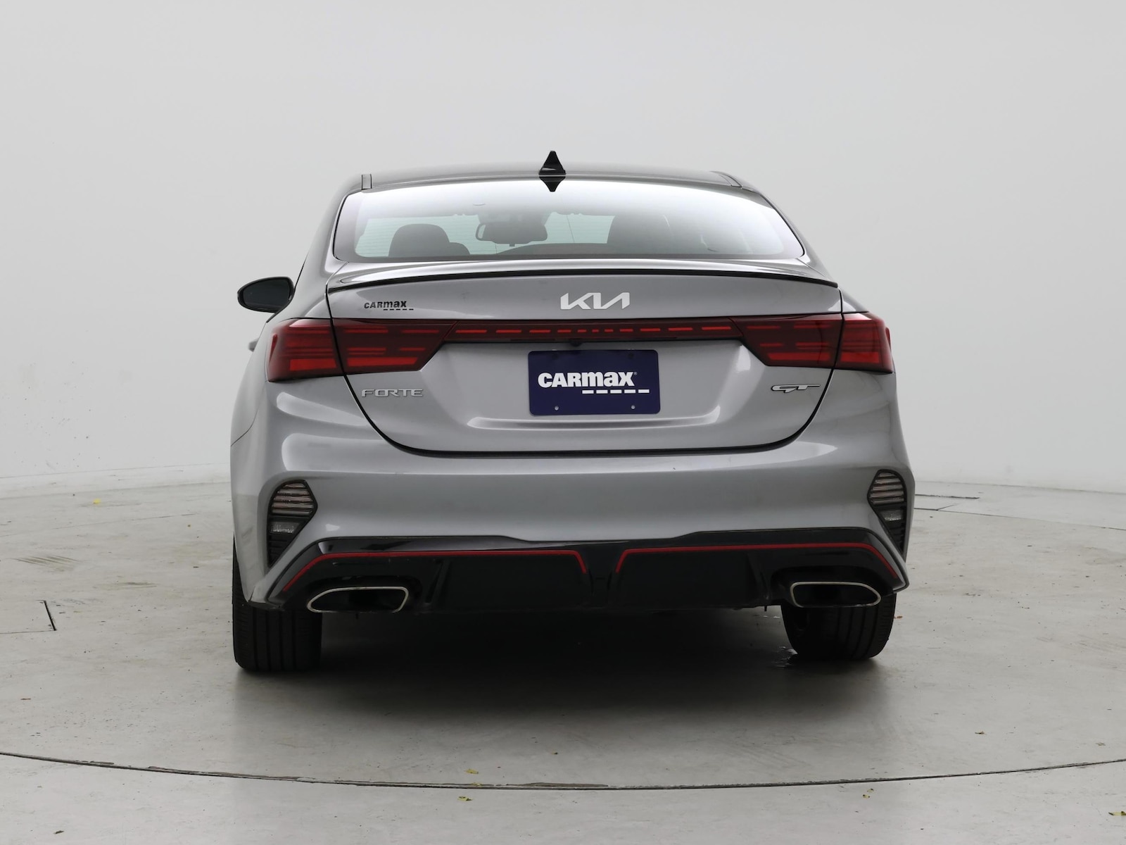 2023 Kia Forte GT - Photo 7
