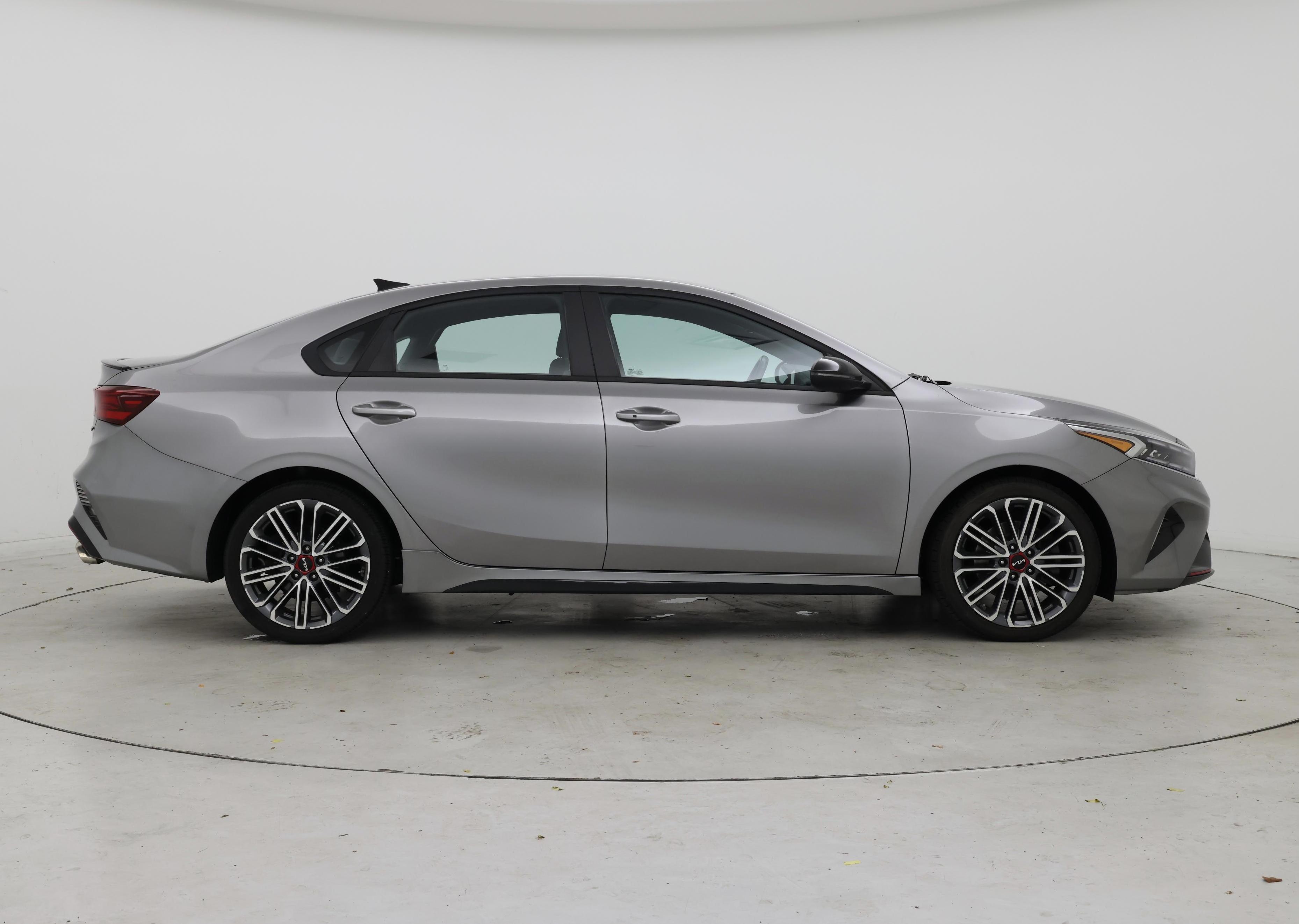 Thumbnail: 2023 Kia Forte - 7