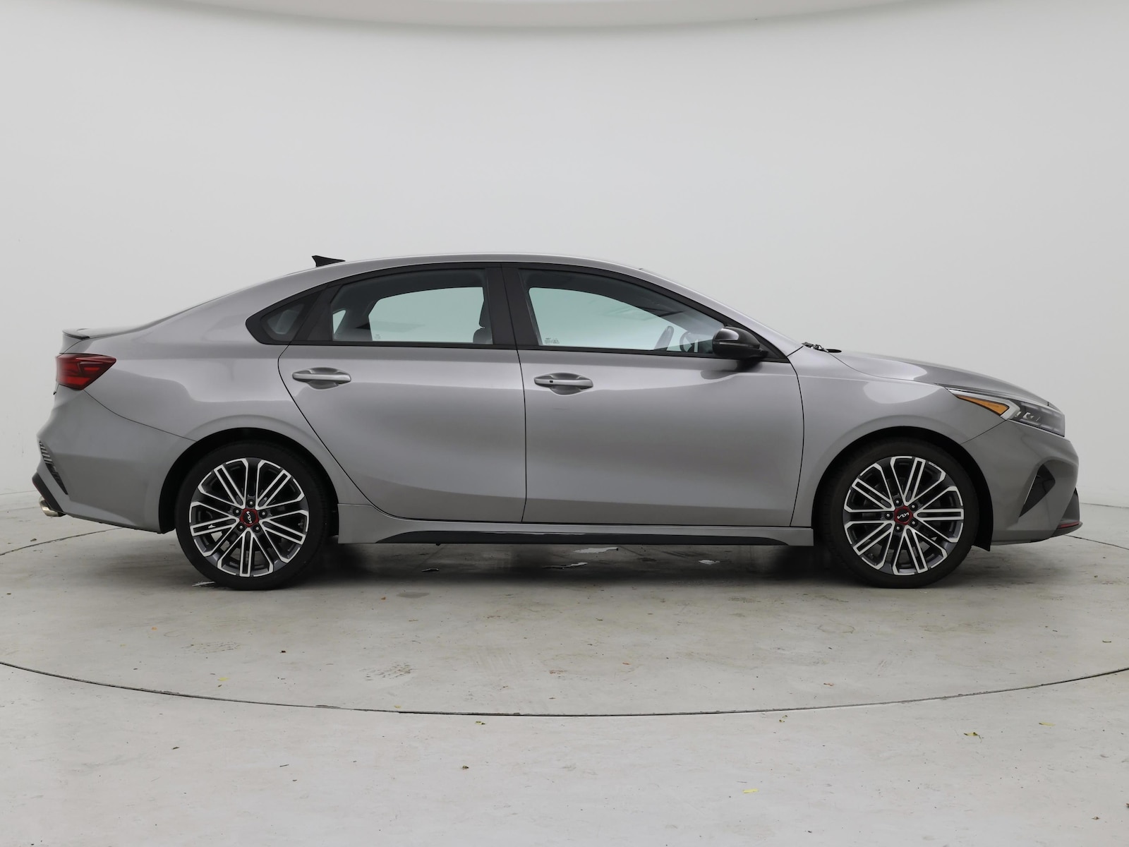 2023 Kia Forte GT - Photo 8