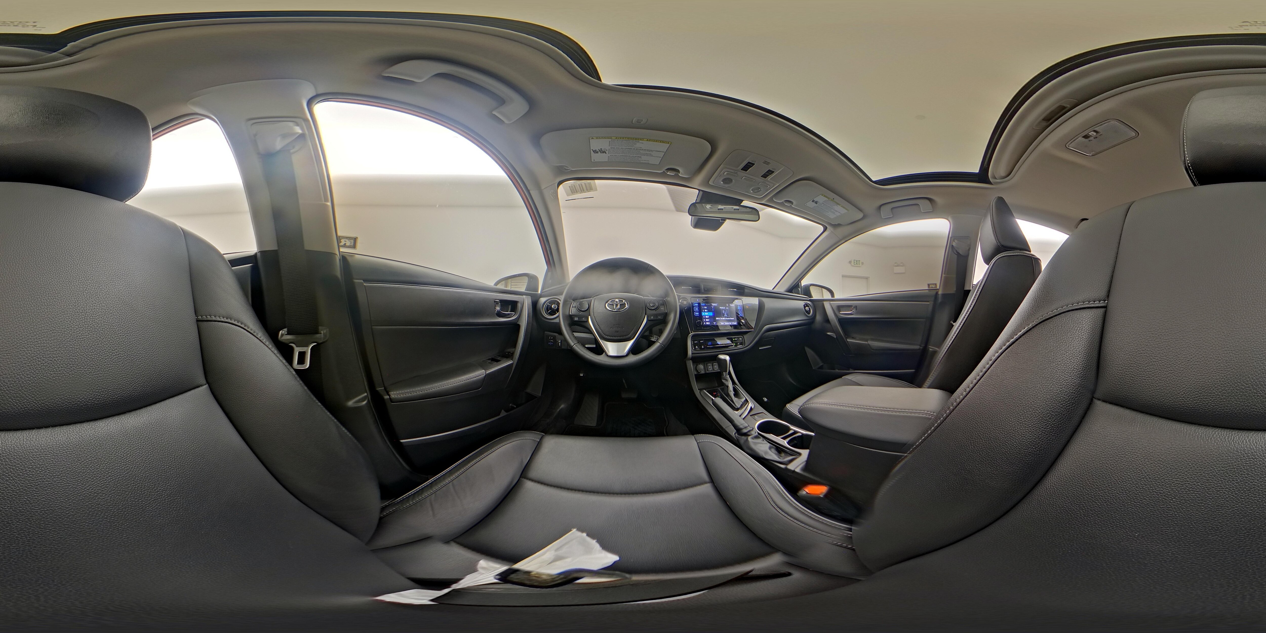 2018 Toyota Corolla XLE - Photo 27