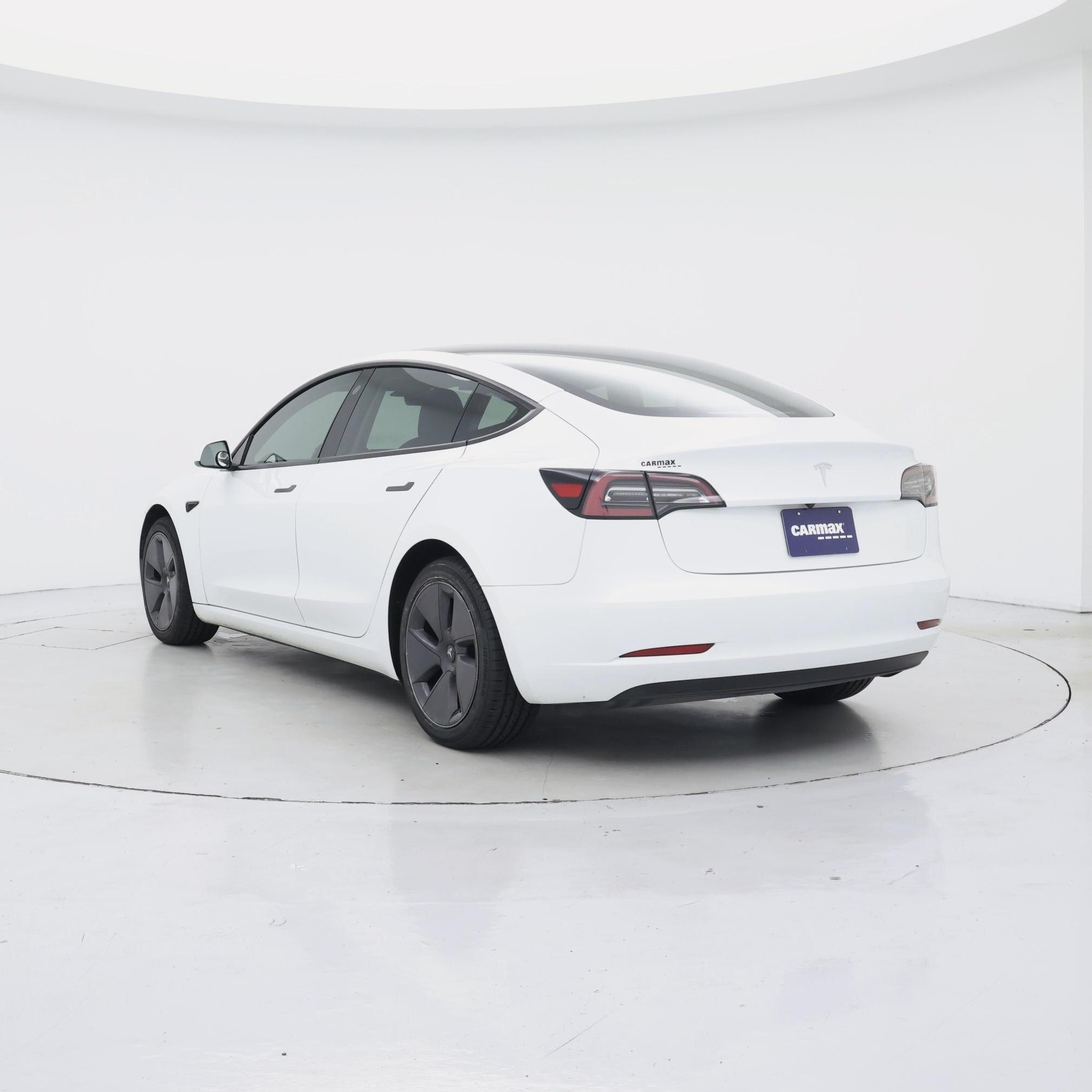 Thumbnail: 2023 Tesla Model 3 - 2