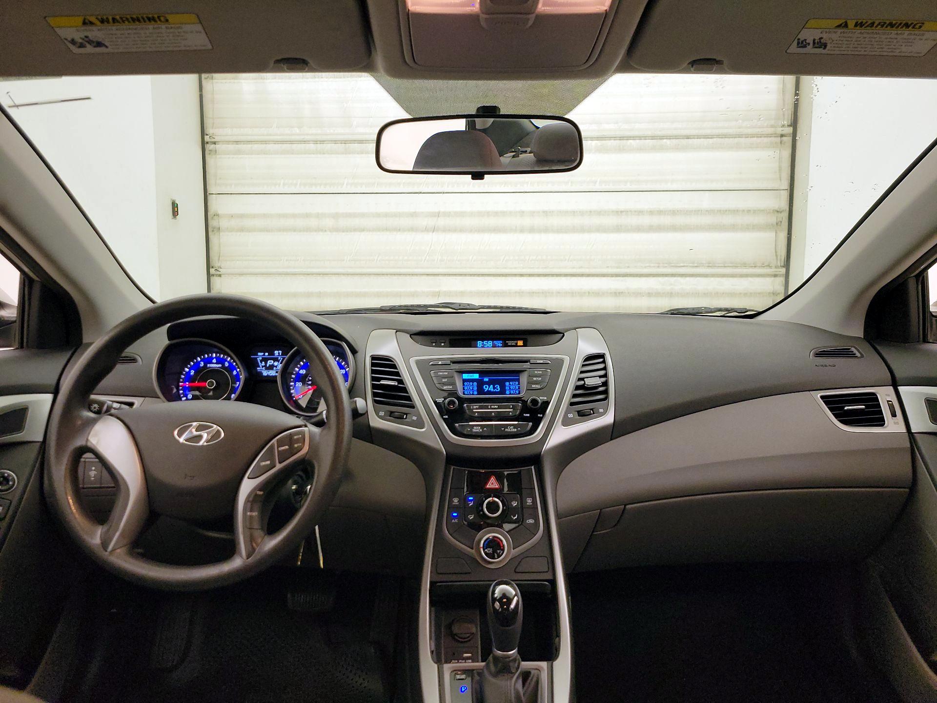 Thumbnail: 2016 Hyundai Elantra - 9