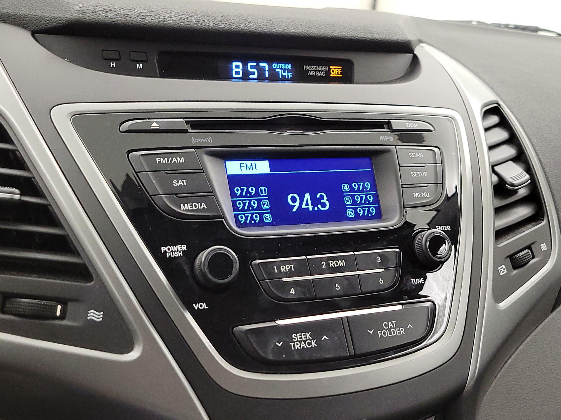 Thumbnail: 2016 Hyundai Elantra - 14