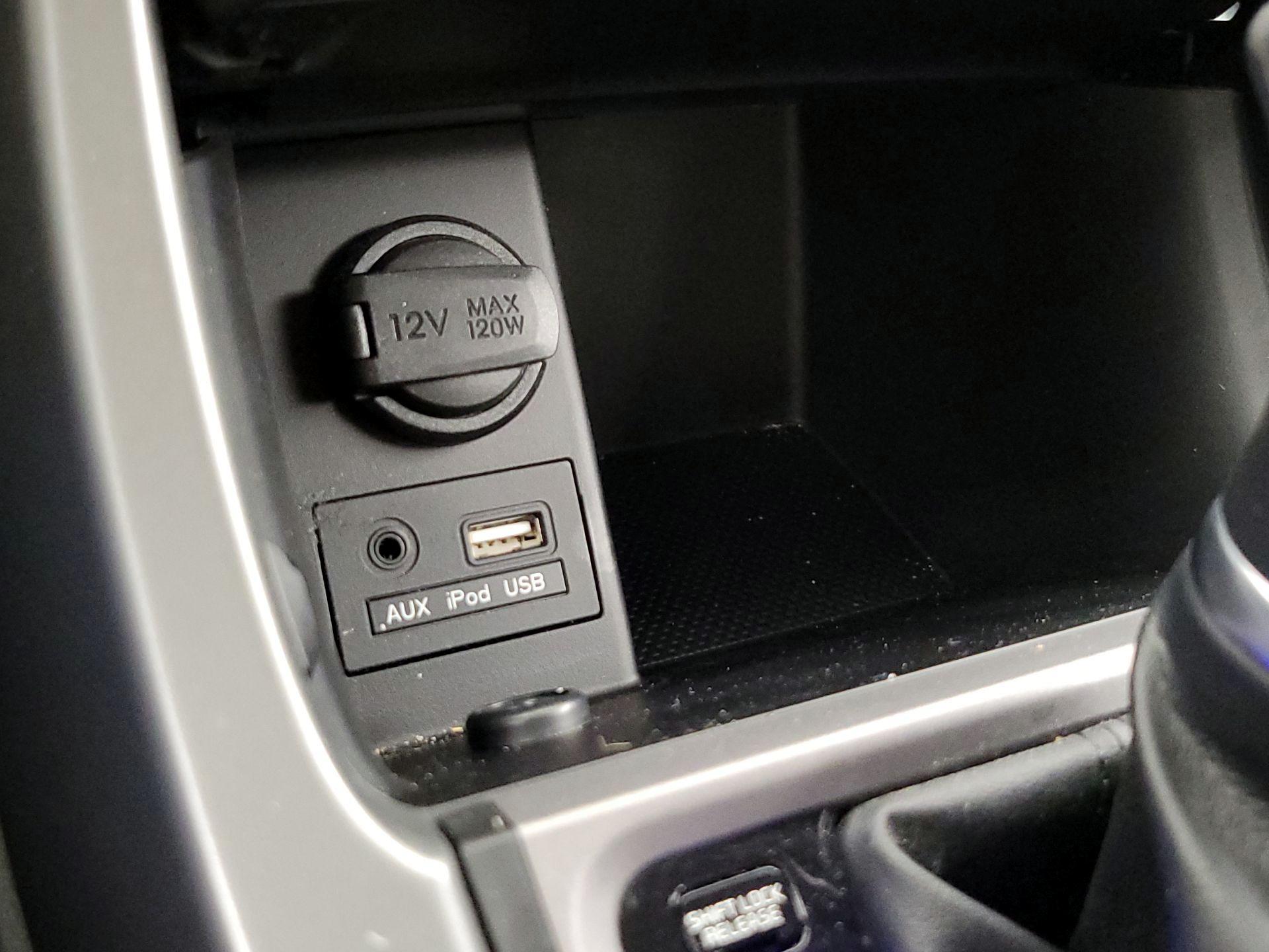 Thumbnail: 2016 Hyundai Elantra - 17