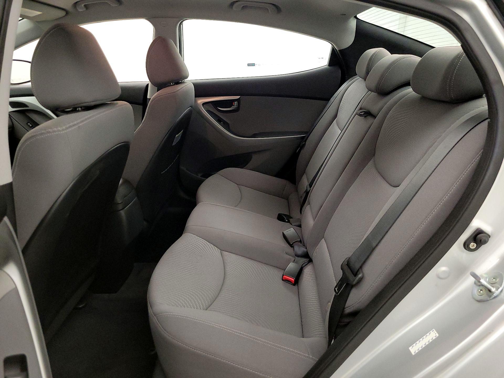 Thumbnail: 2016 Hyundai Elantra - 18