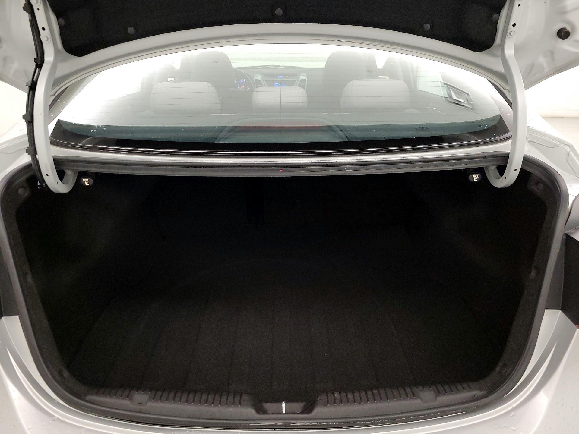 Thumbnail: 2016 Hyundai Elantra - 19