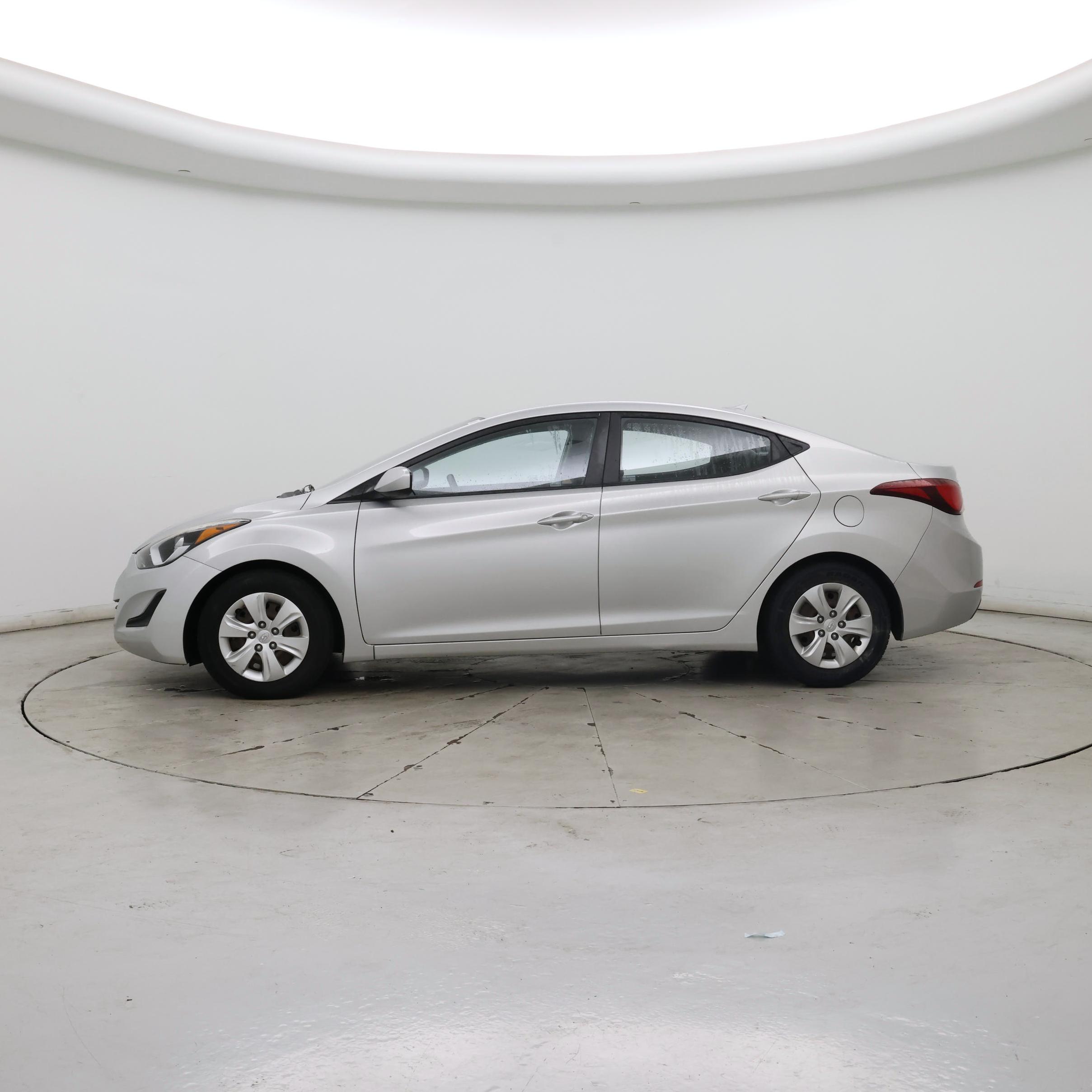 Thumbnail: 2016 Hyundai Elantra - 3