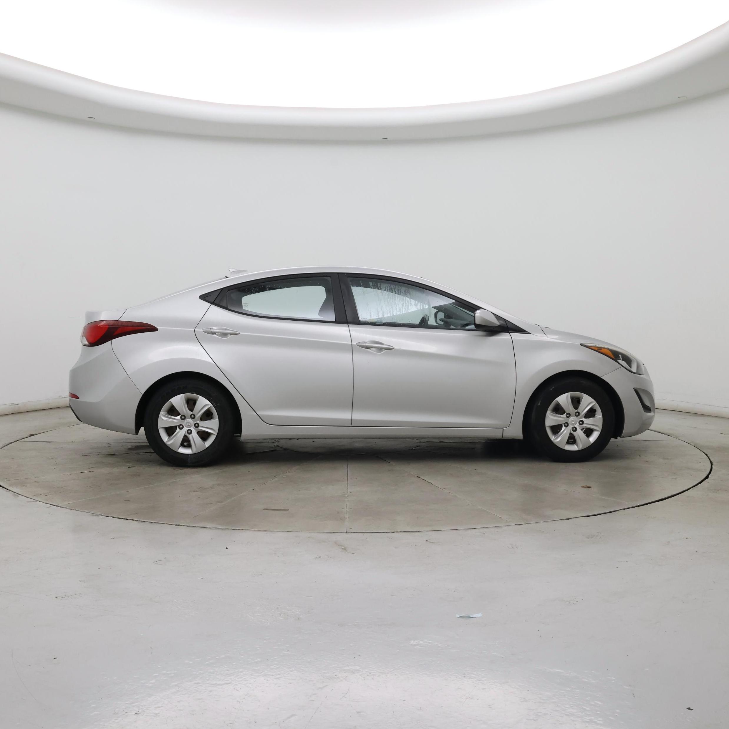 Thumbnail: 2016 Hyundai Elantra - 7