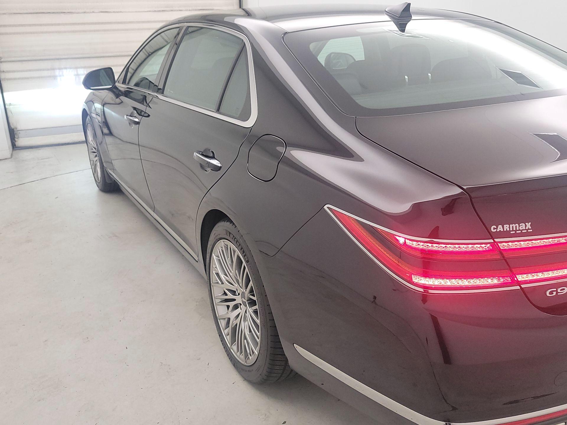 Thumbnail: 2022 Genesis G90 - 7