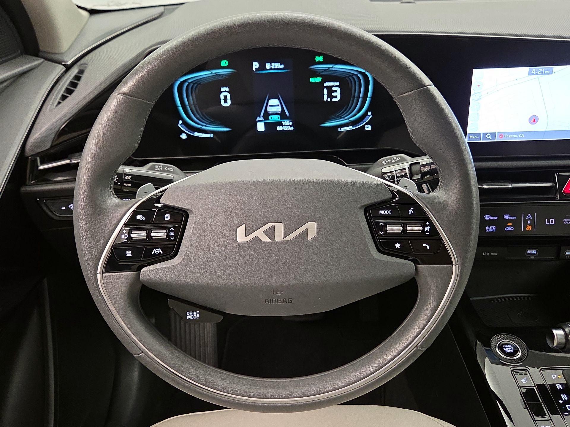 Thumbnail: 2023 Kia Niro - 10