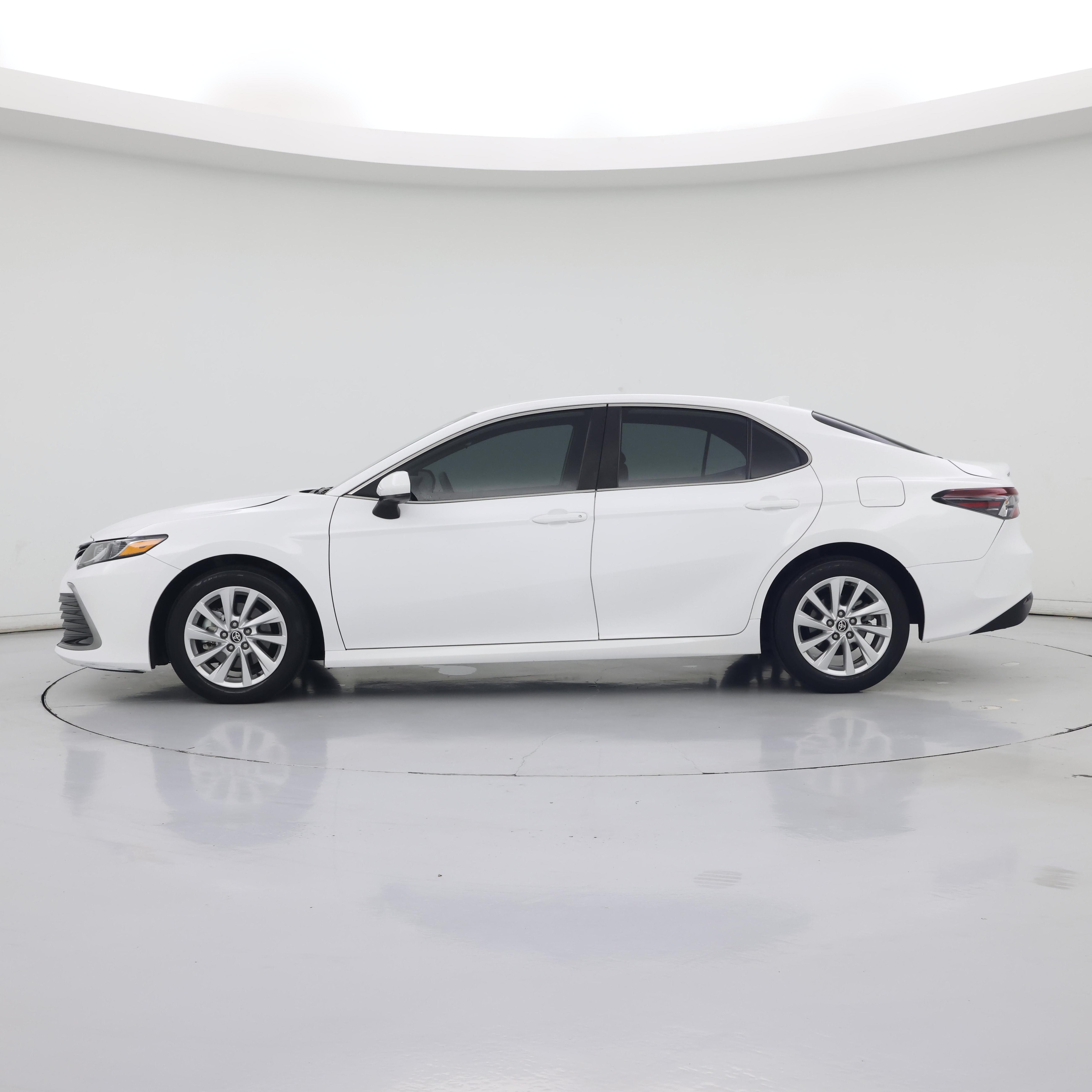 Thumbnail: 2024 Toyota Camry - 3