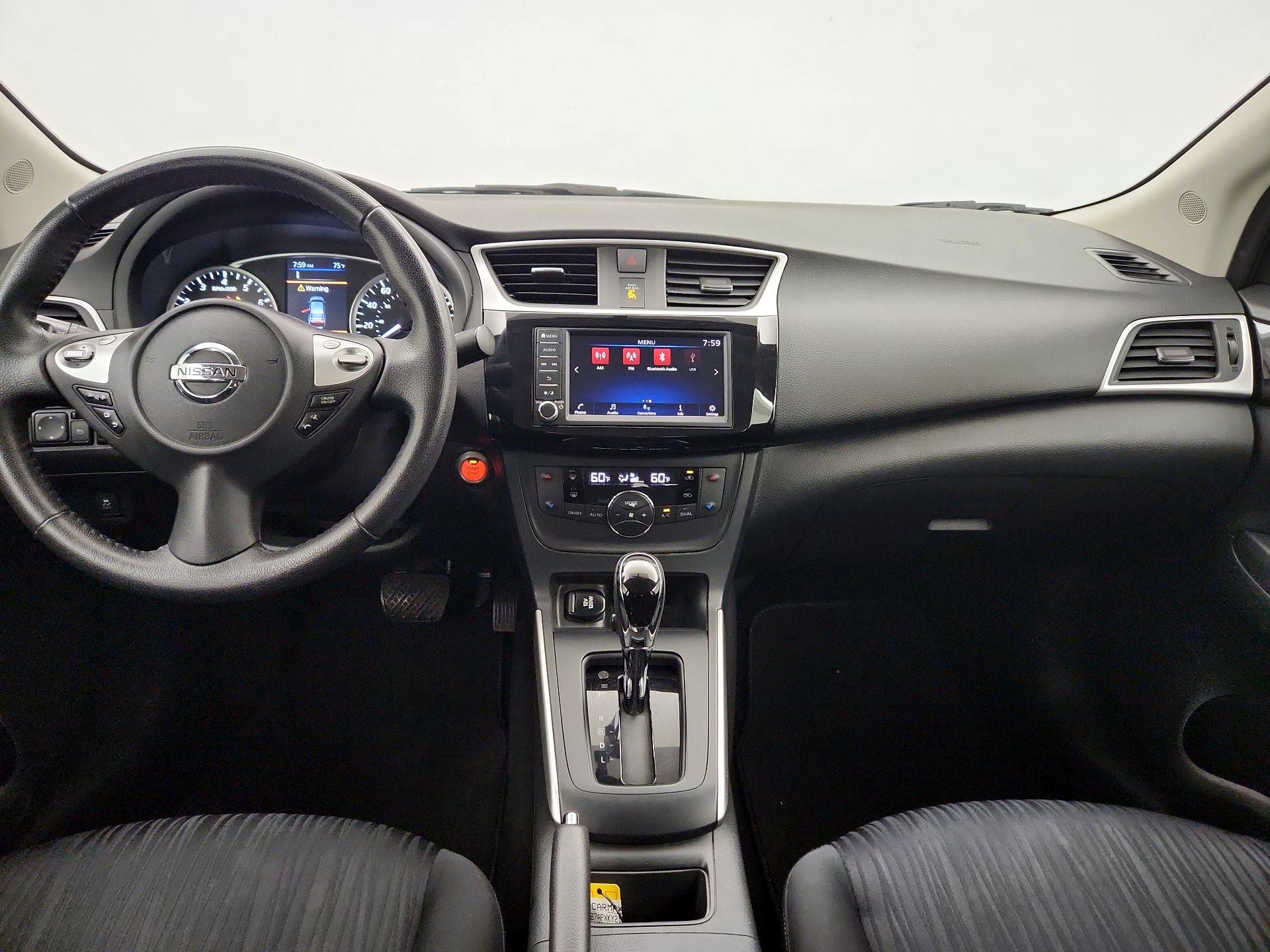 Thumbnail: 2019 Nissan Sentra - 9