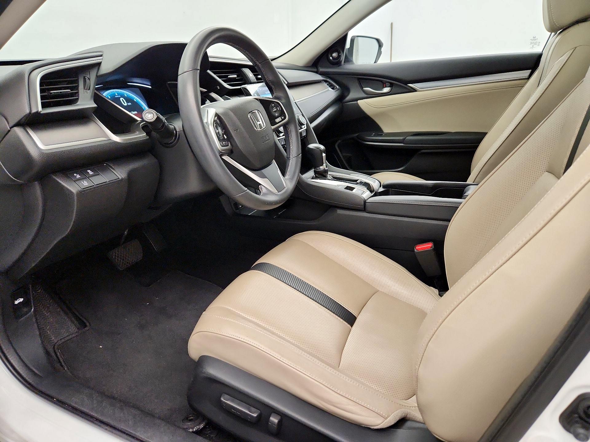Thumbnail: 2016 Honda Civic - 11