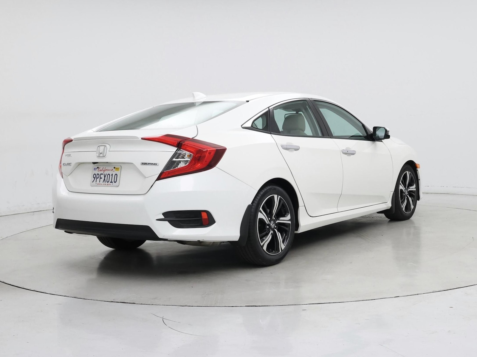 2016 Honda Civic Touring - Photo 9
