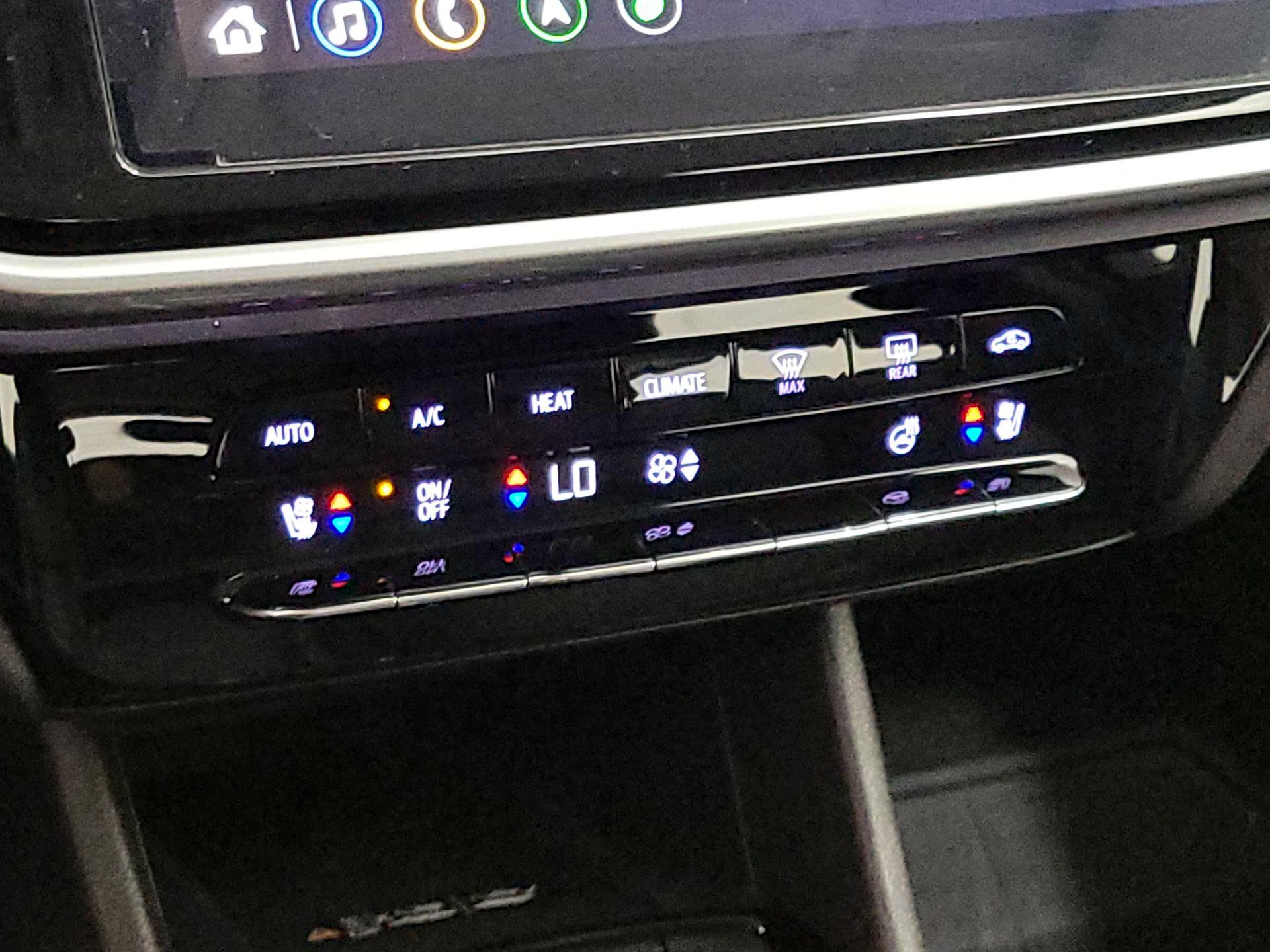 Thumbnail: 2023 Chevrolet Bolt EUV - 17