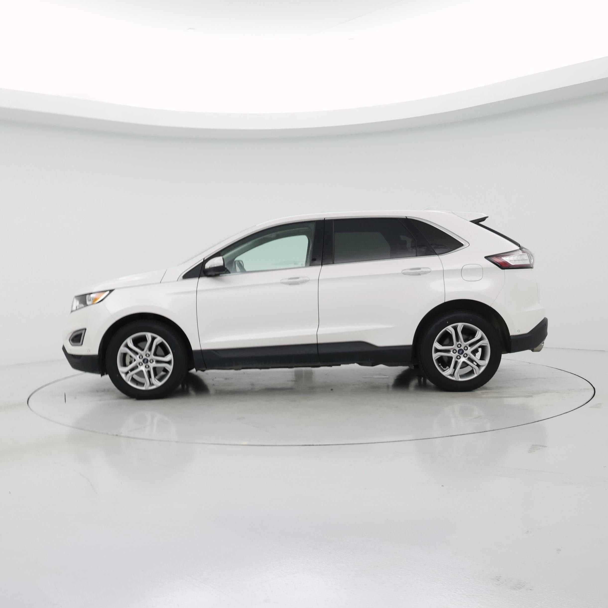 Thumbnail: 2017 Ford Edge - 3