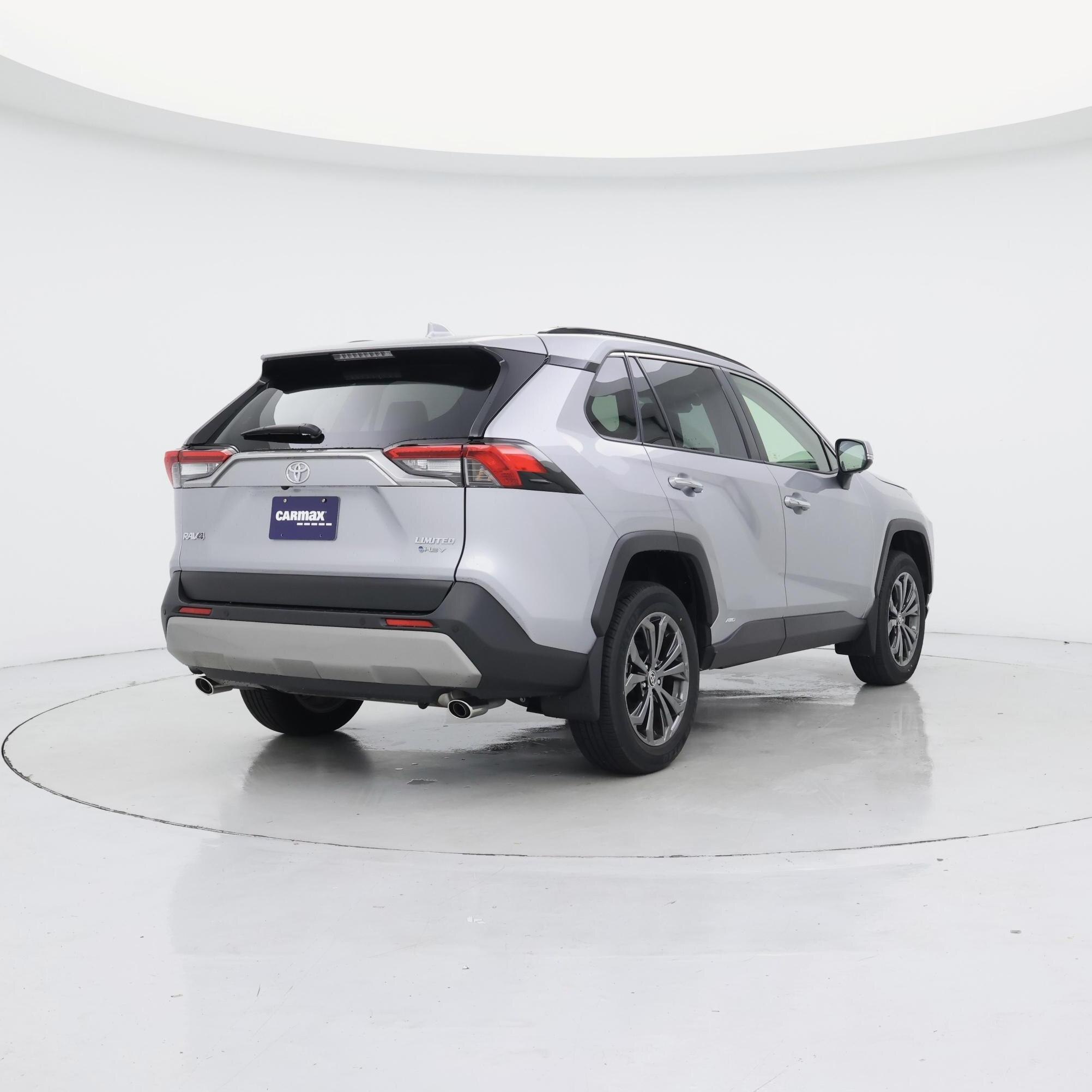 Thumbnail: 2025 Toyota RAV4 - 8