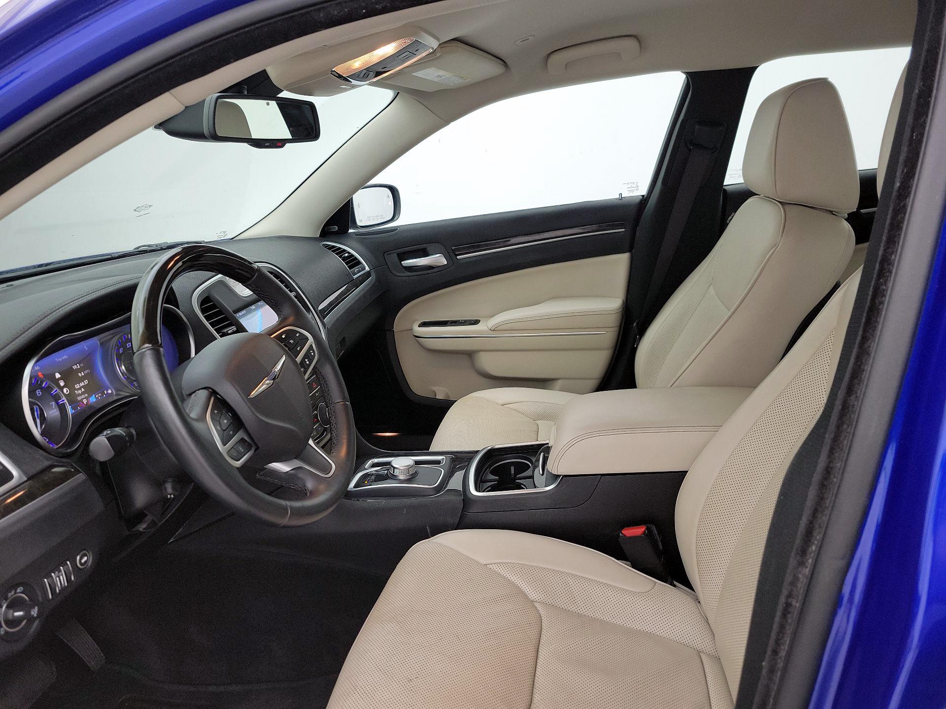 Thumbnail: 2018 Chrysler 300 - 11