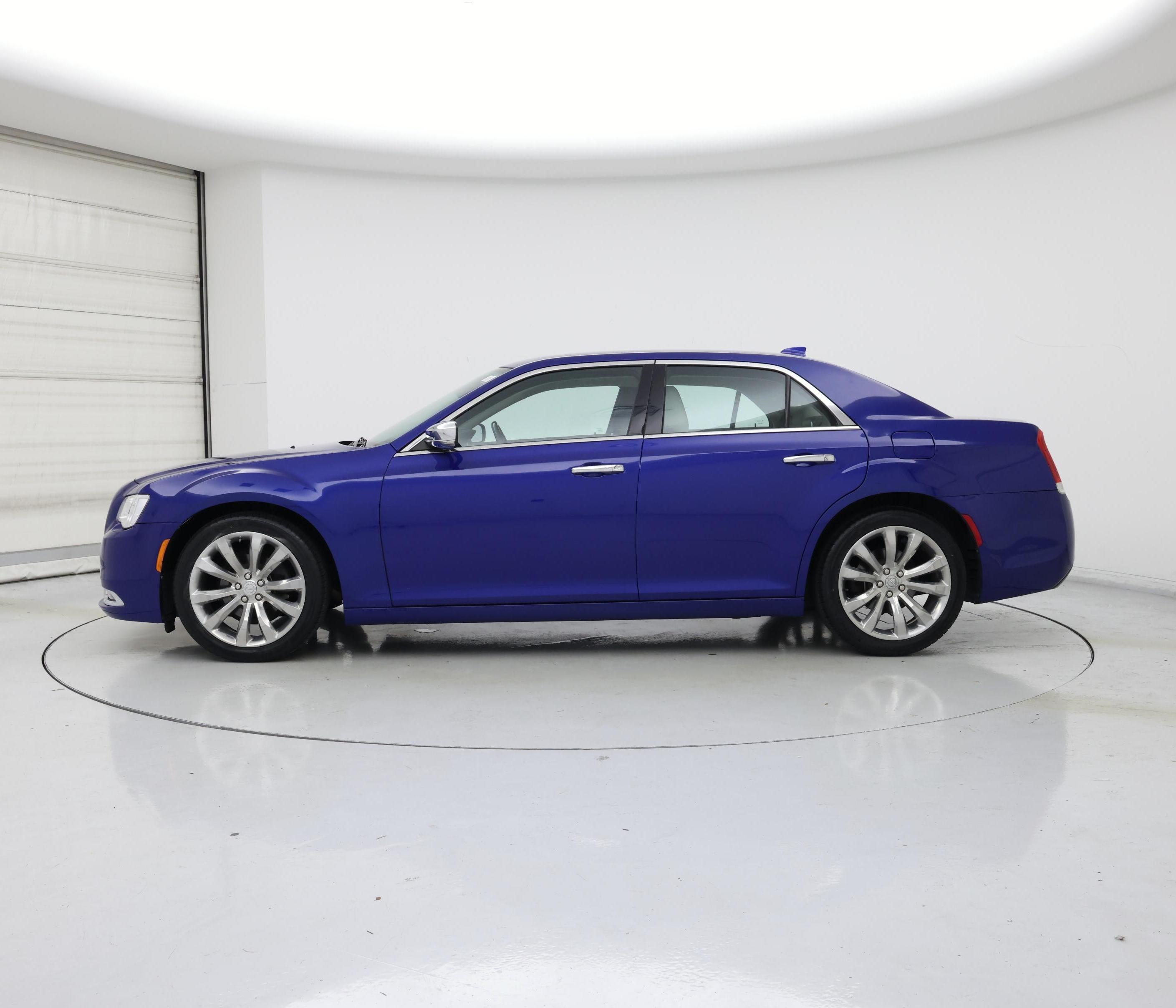 Thumbnail: 2018 Chrysler 300 - 3
