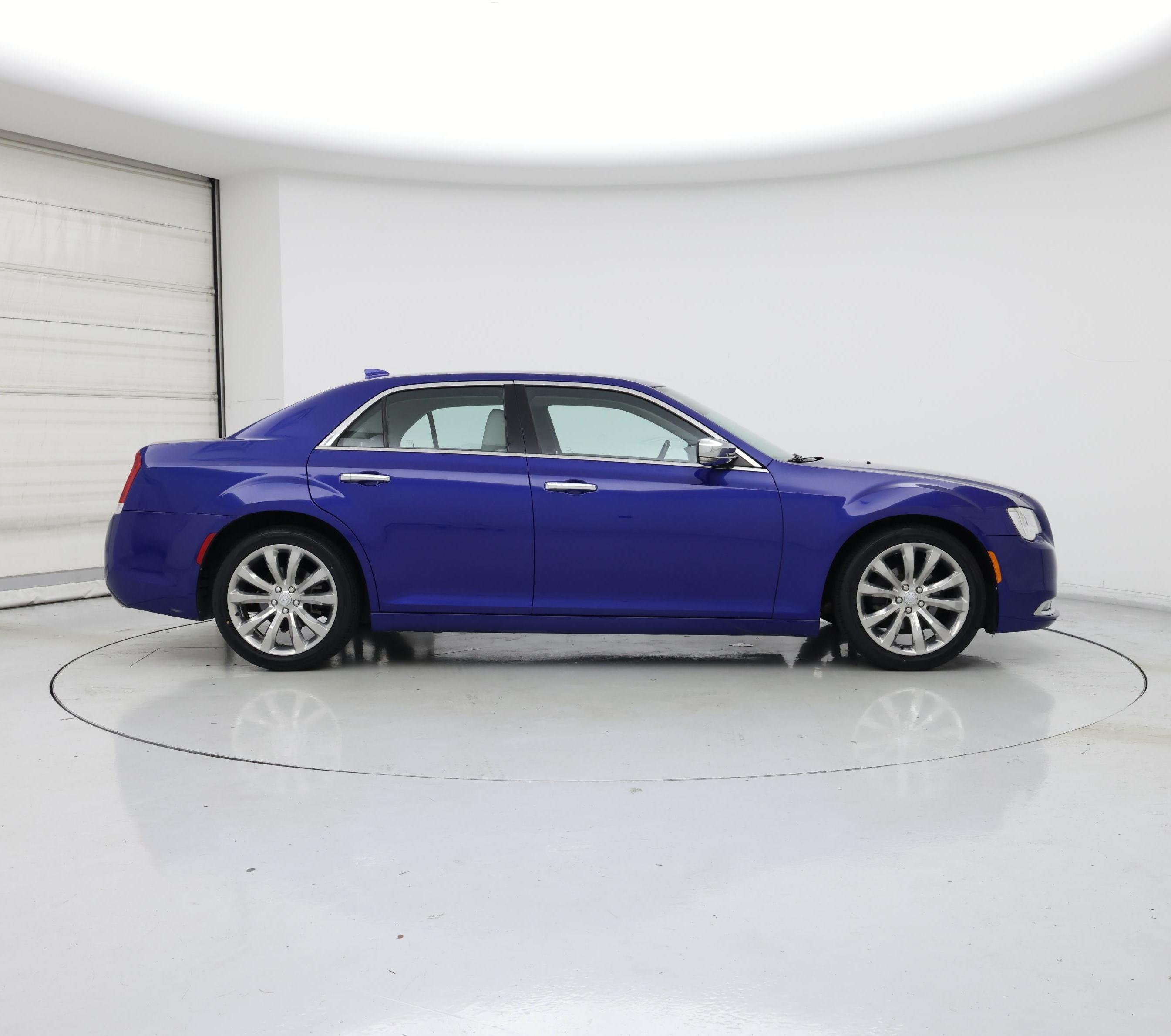 Thumbnail: 2018 Chrysler 300 - 7