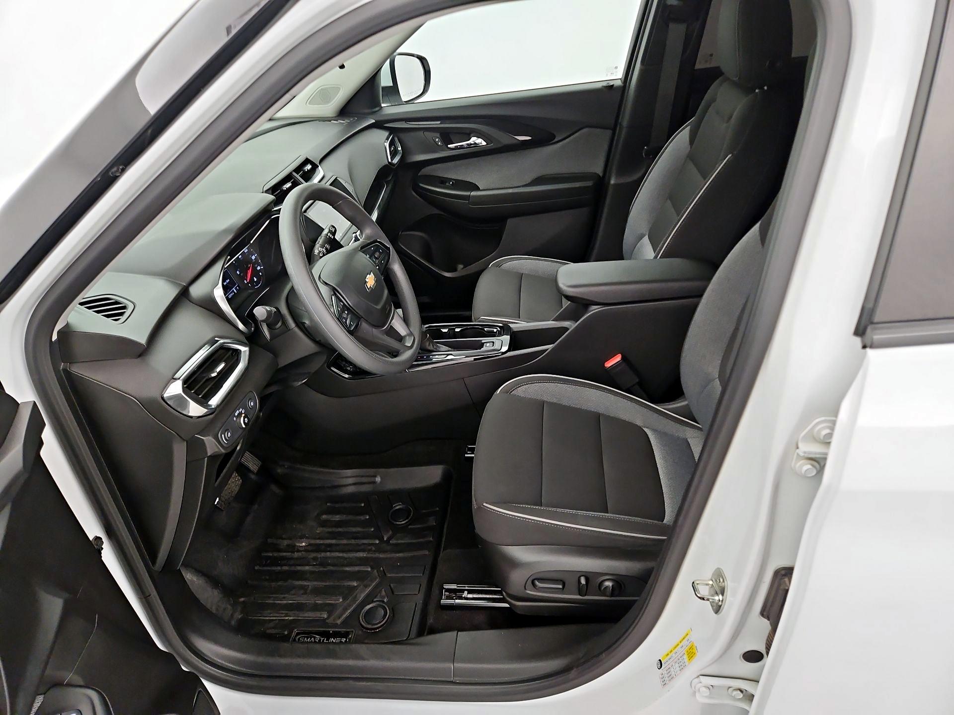 Thumbnail: 2022 Chevrolet TrailBlazer - 11