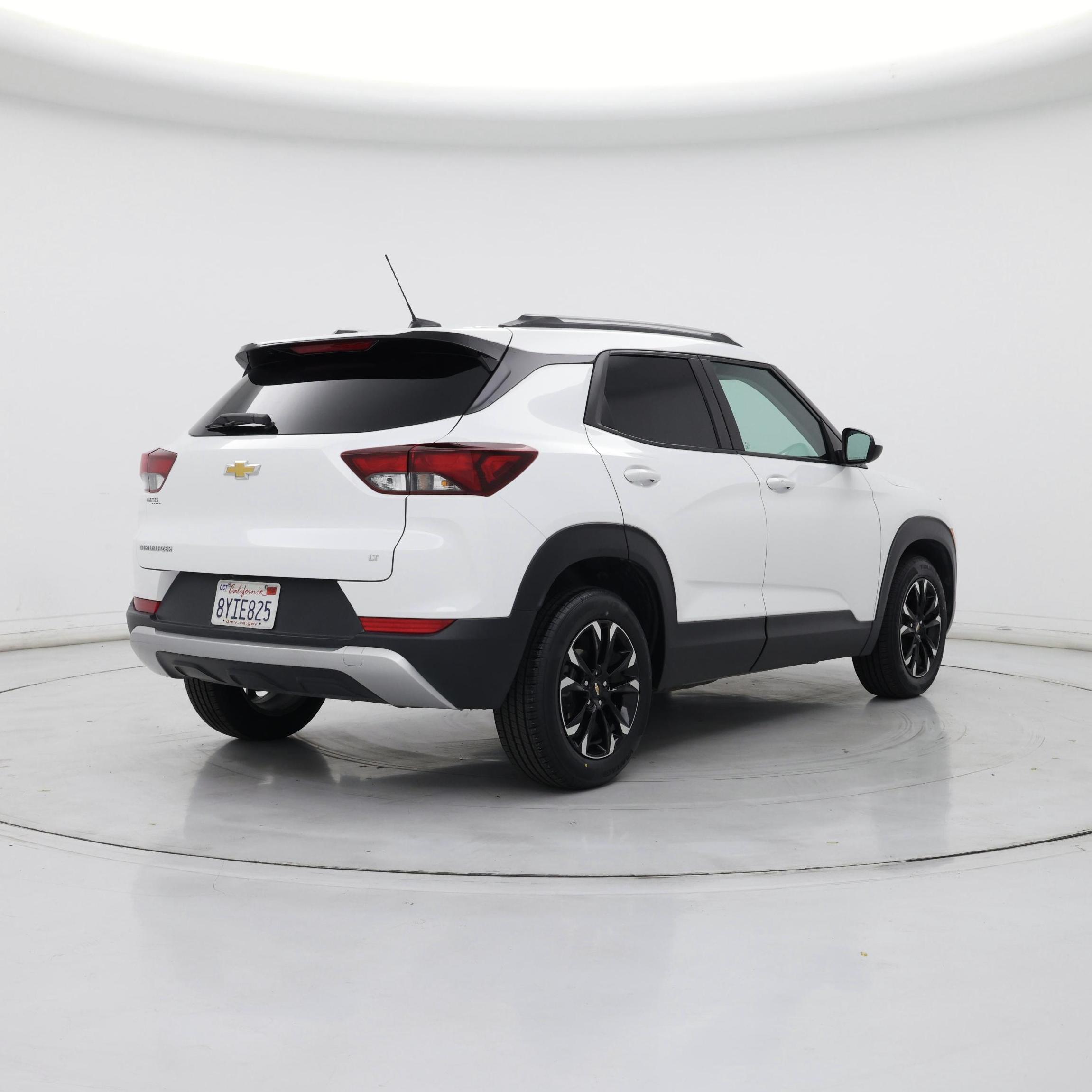 Thumbnail: 2022 Chevrolet TrailBlazer - 8