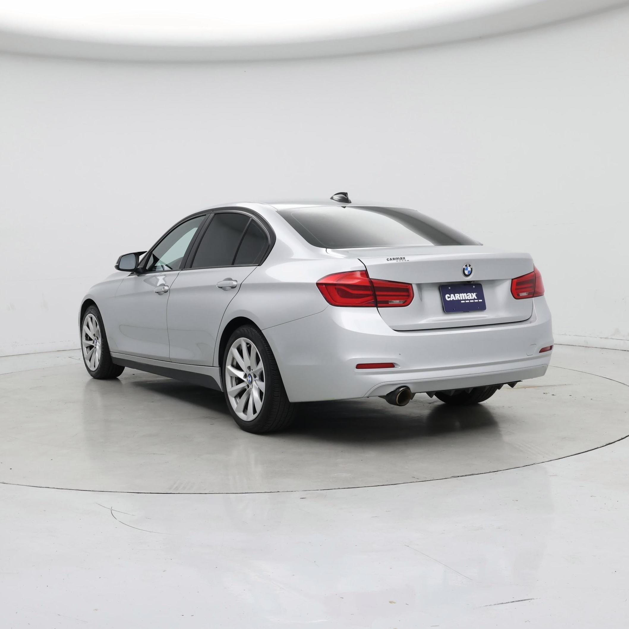 Thumbnail: 2018 BMW 3 Series - 2
