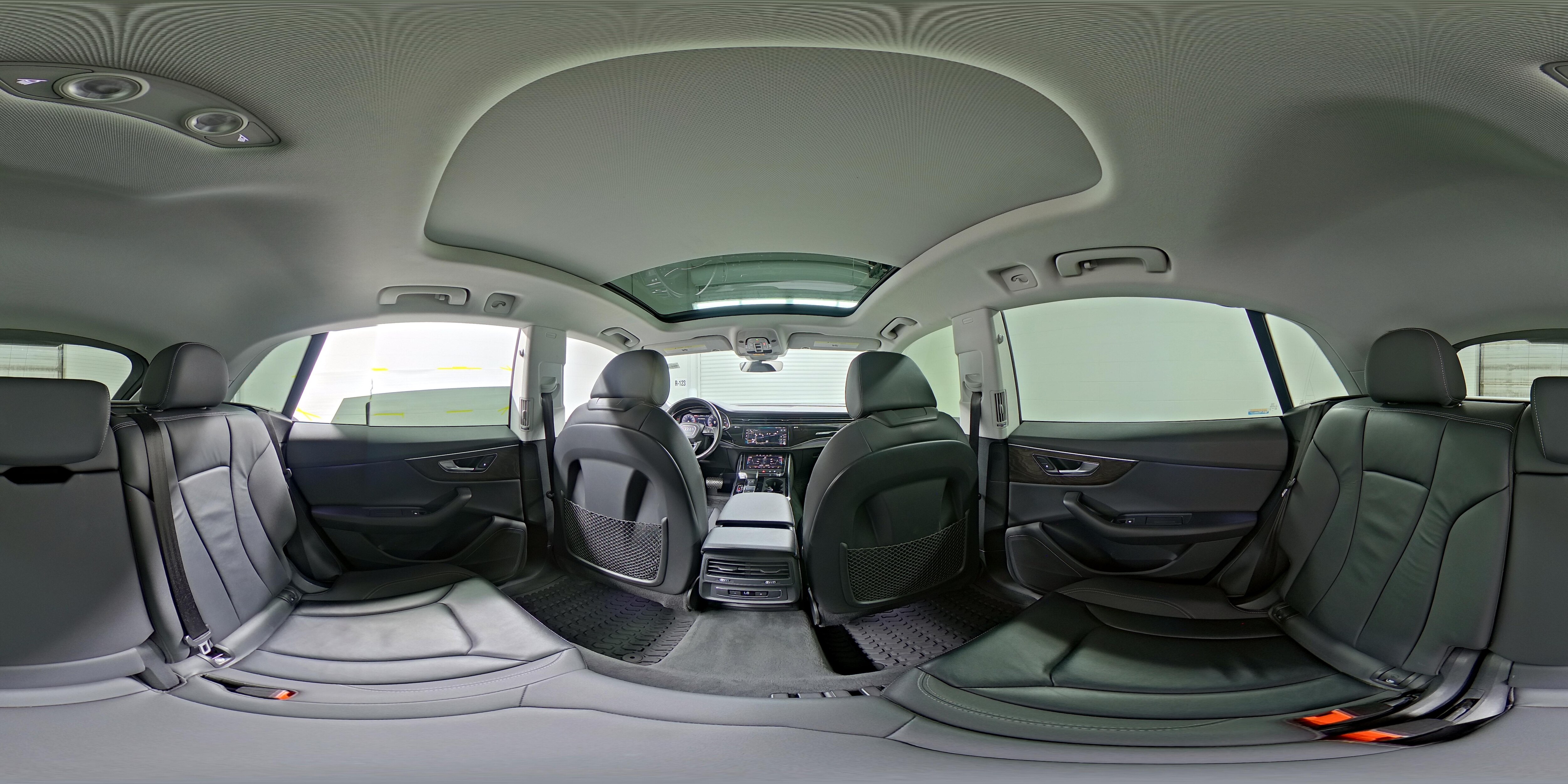 2020 Audi Q8 Premium - Photo 27
