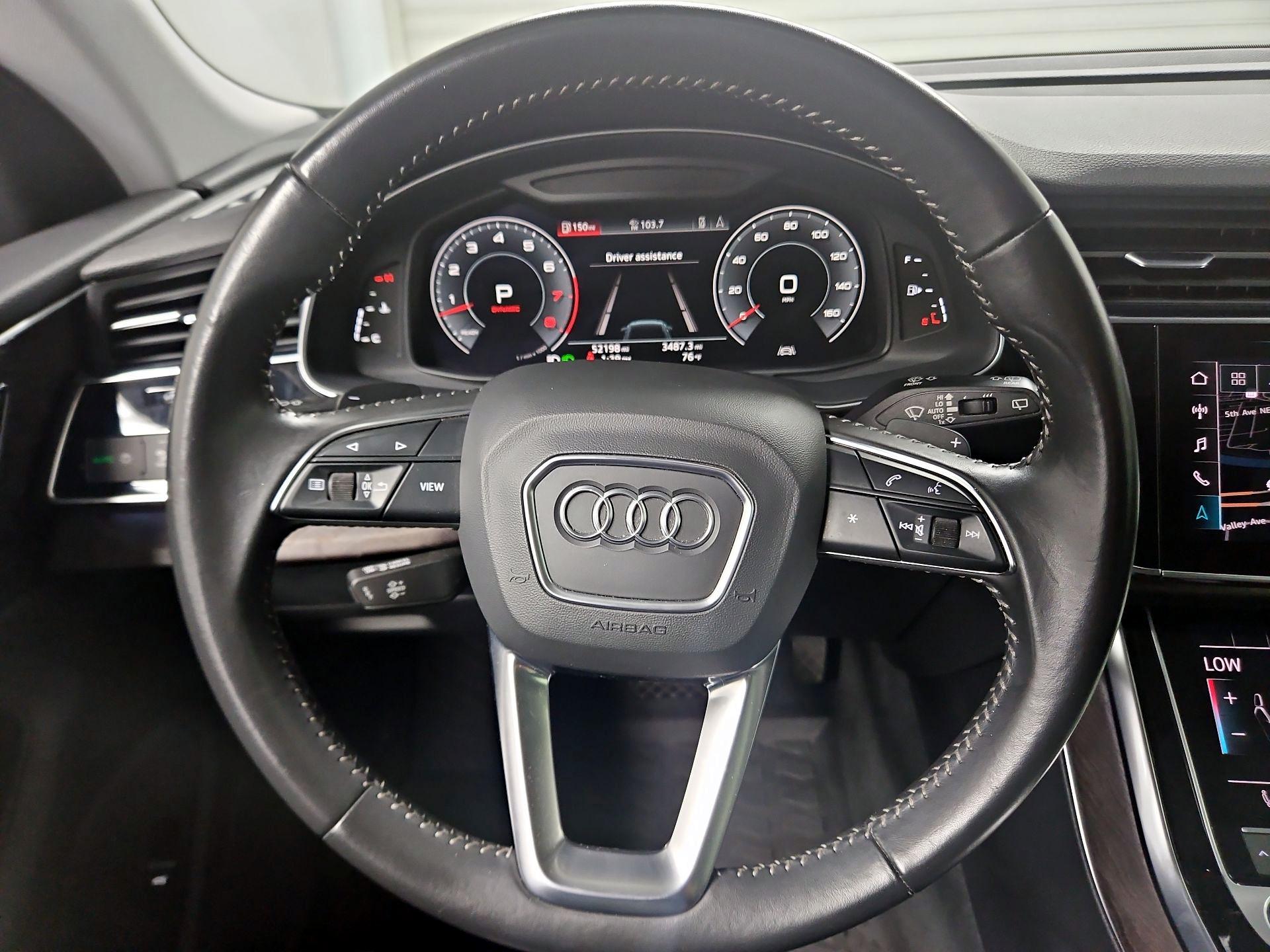 Thumbnail: 2020 Audi Q8 - 10