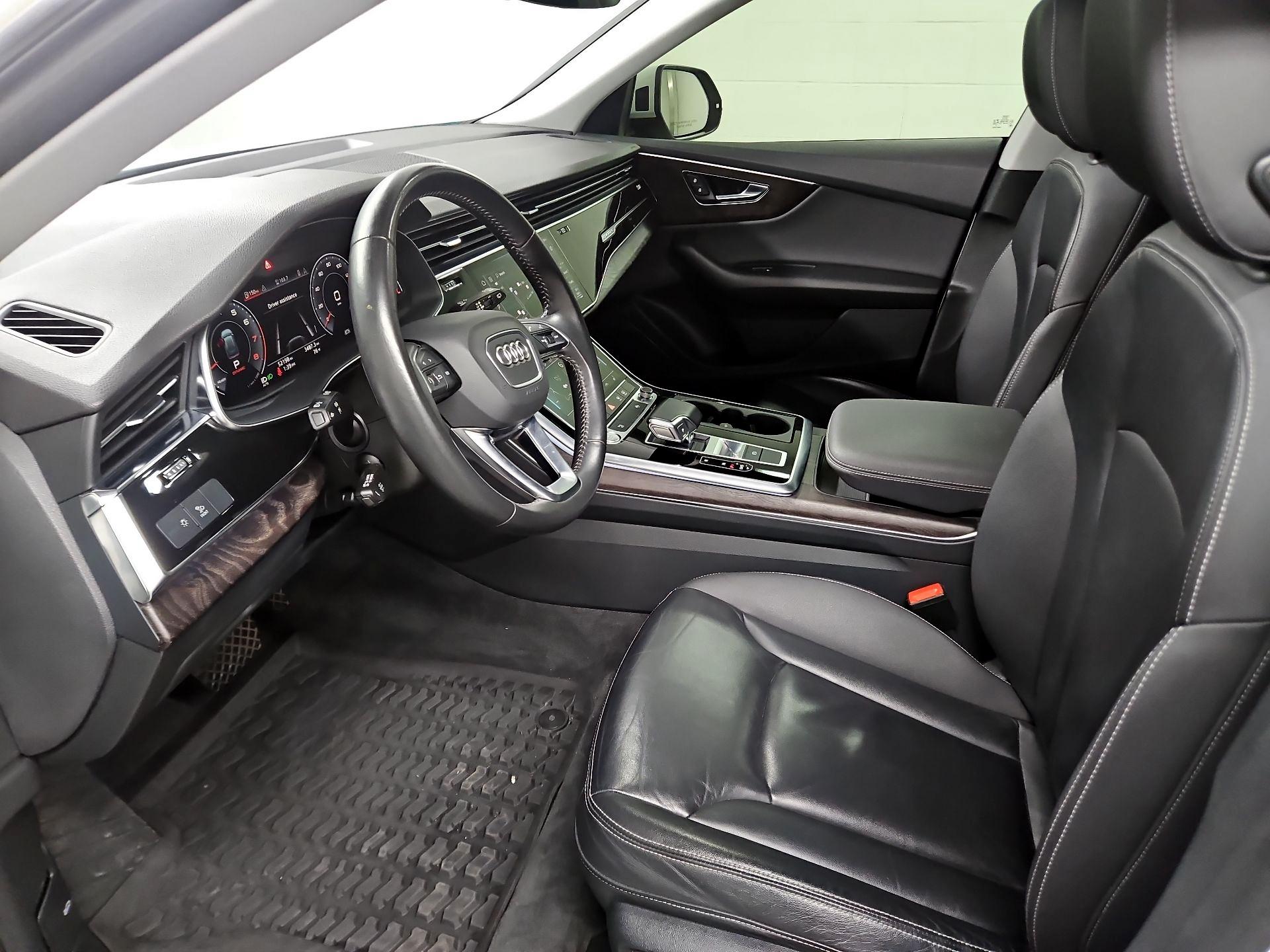 Thumbnail: 2020 Audi Q8 - 11