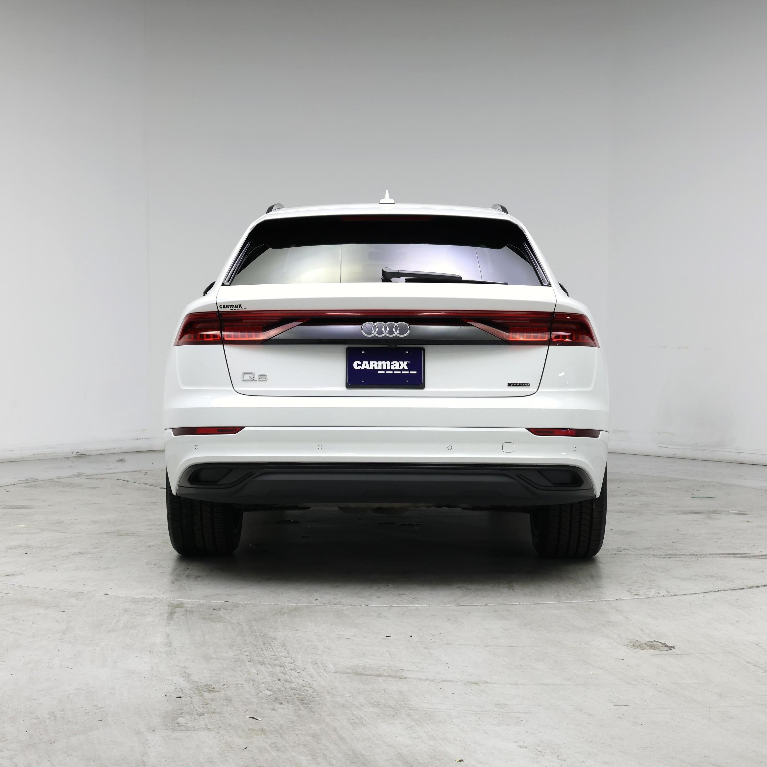Thumbnail: 2020 Audi Q8 - 6