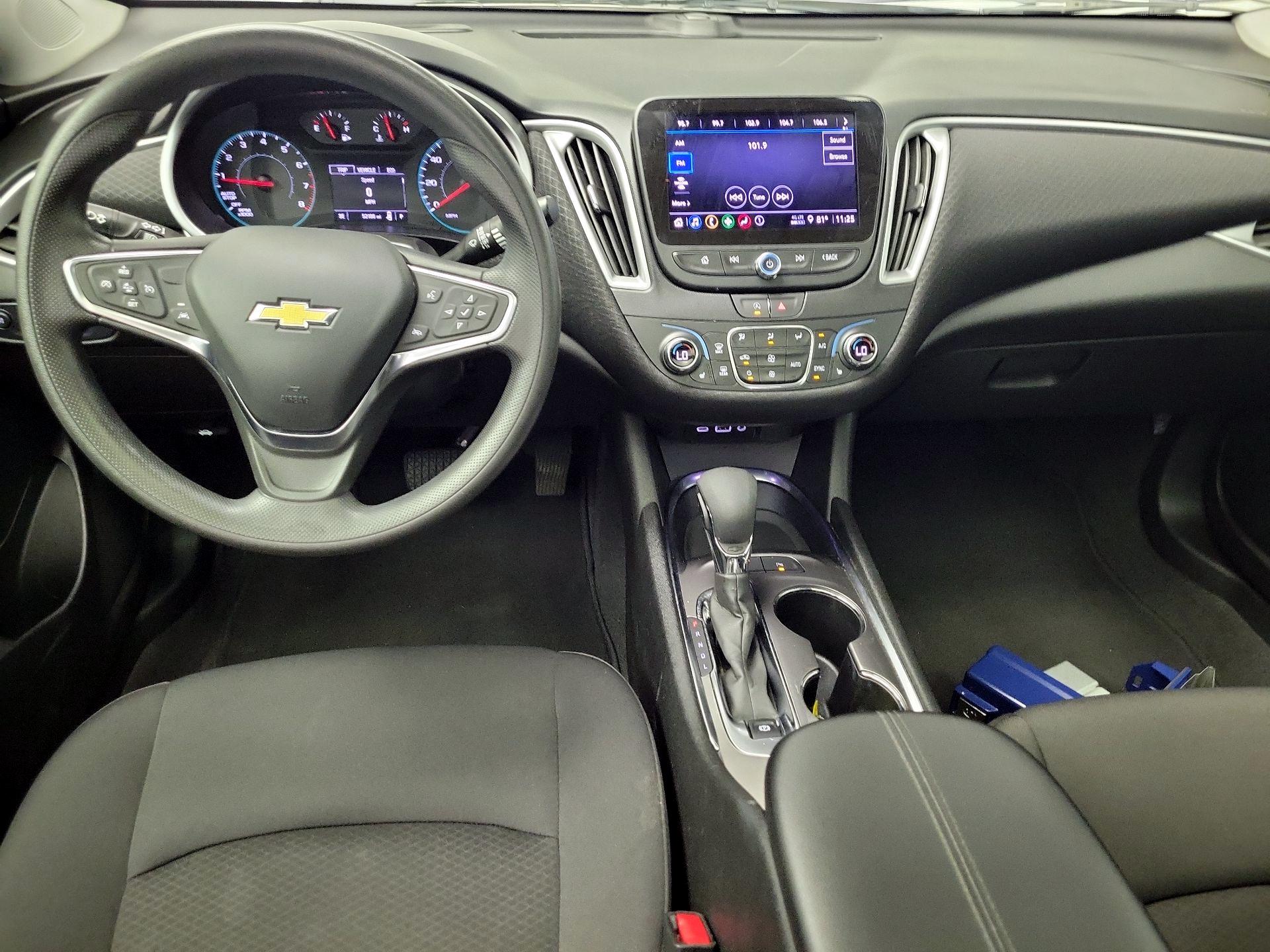 Thumbnail: 2024 Chevrolet Malibu - 9