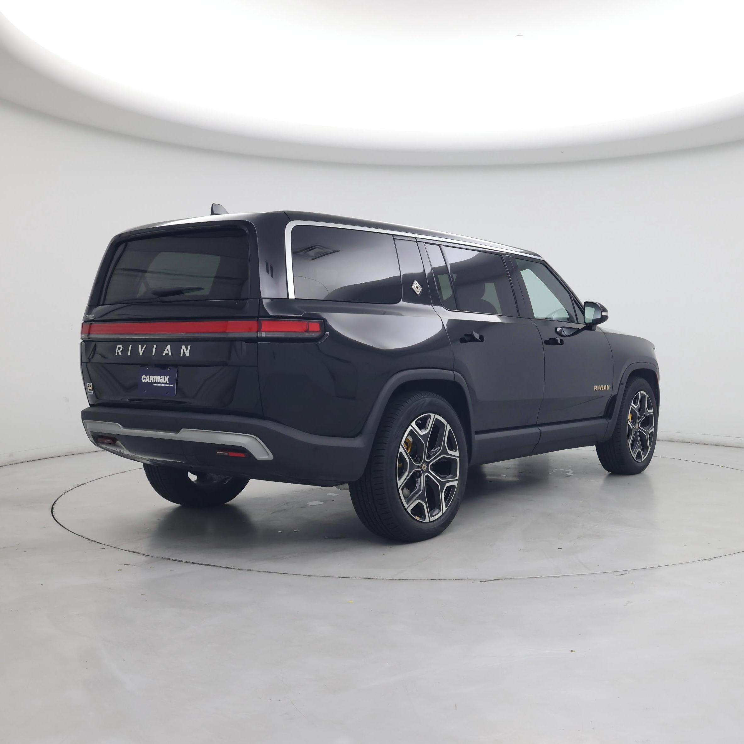 Thumbnail: 2024 Rivian R1S - 8