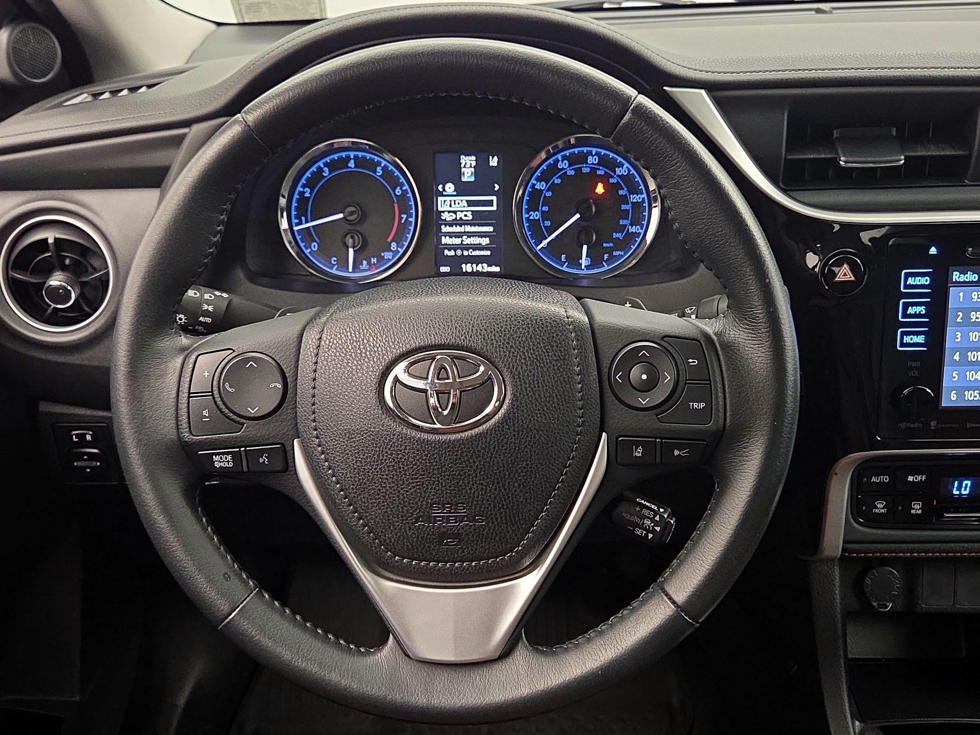 Thumbnail: 2018 Toyota Corolla - 10