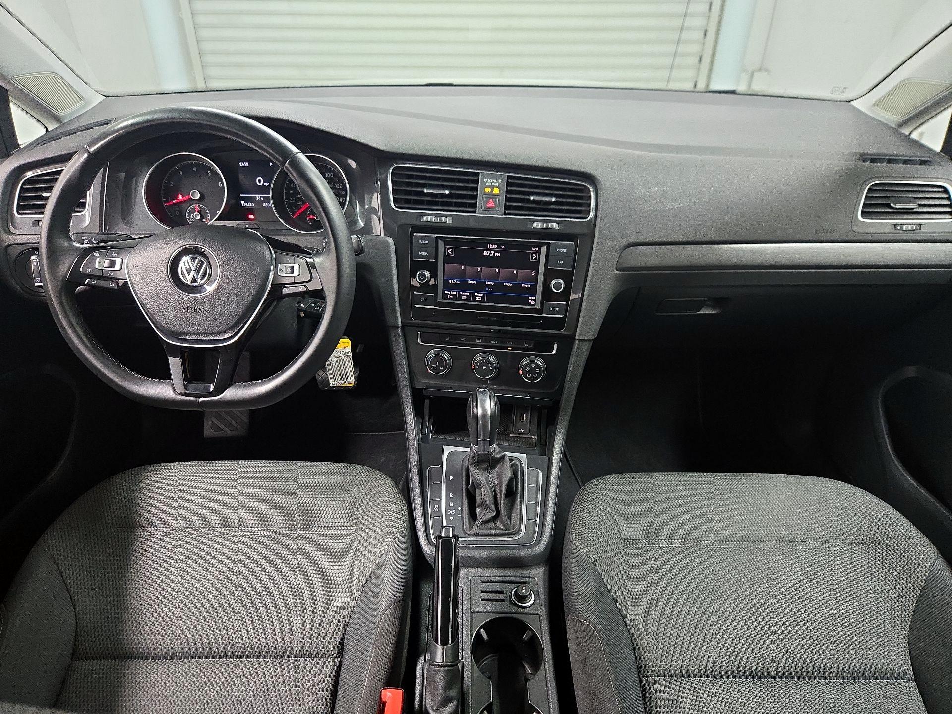 Thumbnail: 2018 Volkswagen Golf - 9