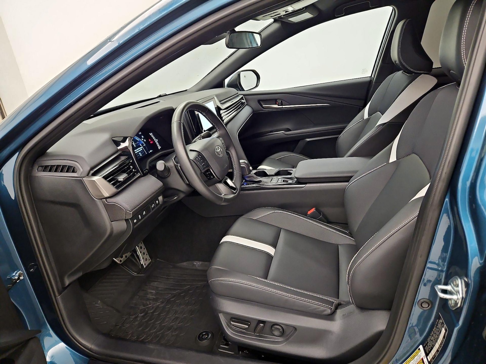 Power Seat(s) & Side Airbags