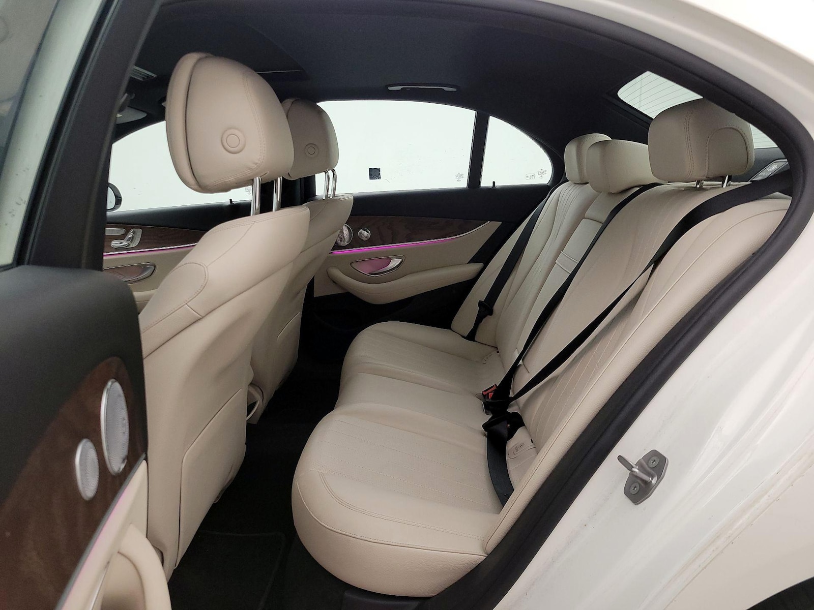 2023 Toyota Camry SE - Photo 22