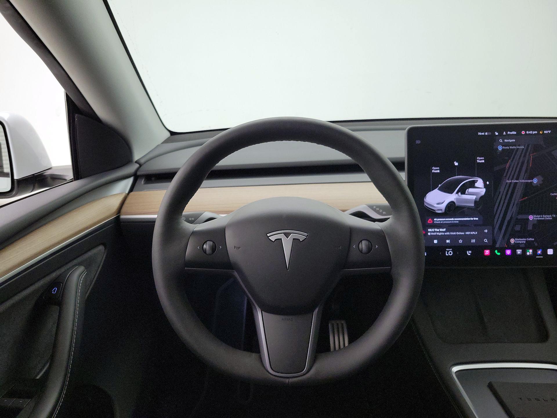 Thumbnail: 2023 Tesla Model Y - 10