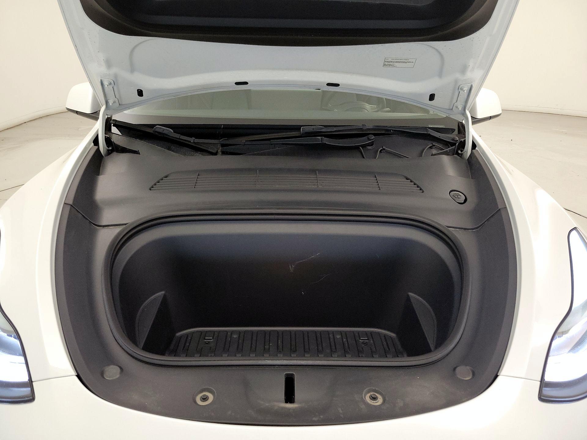 Thumbnail: 2023 Tesla Model Y - 20